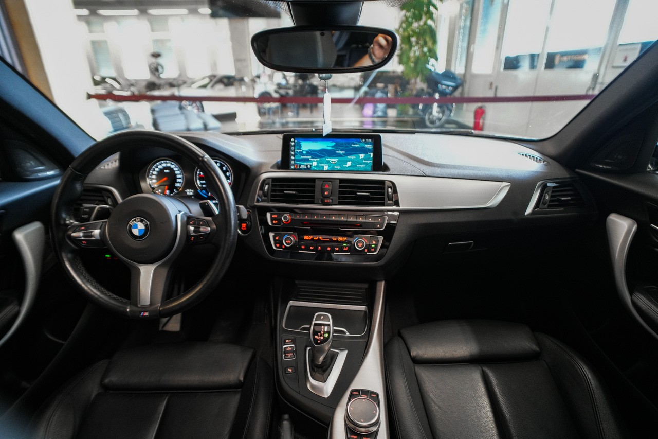 BMW M140i xDrive Steptronic-image-9