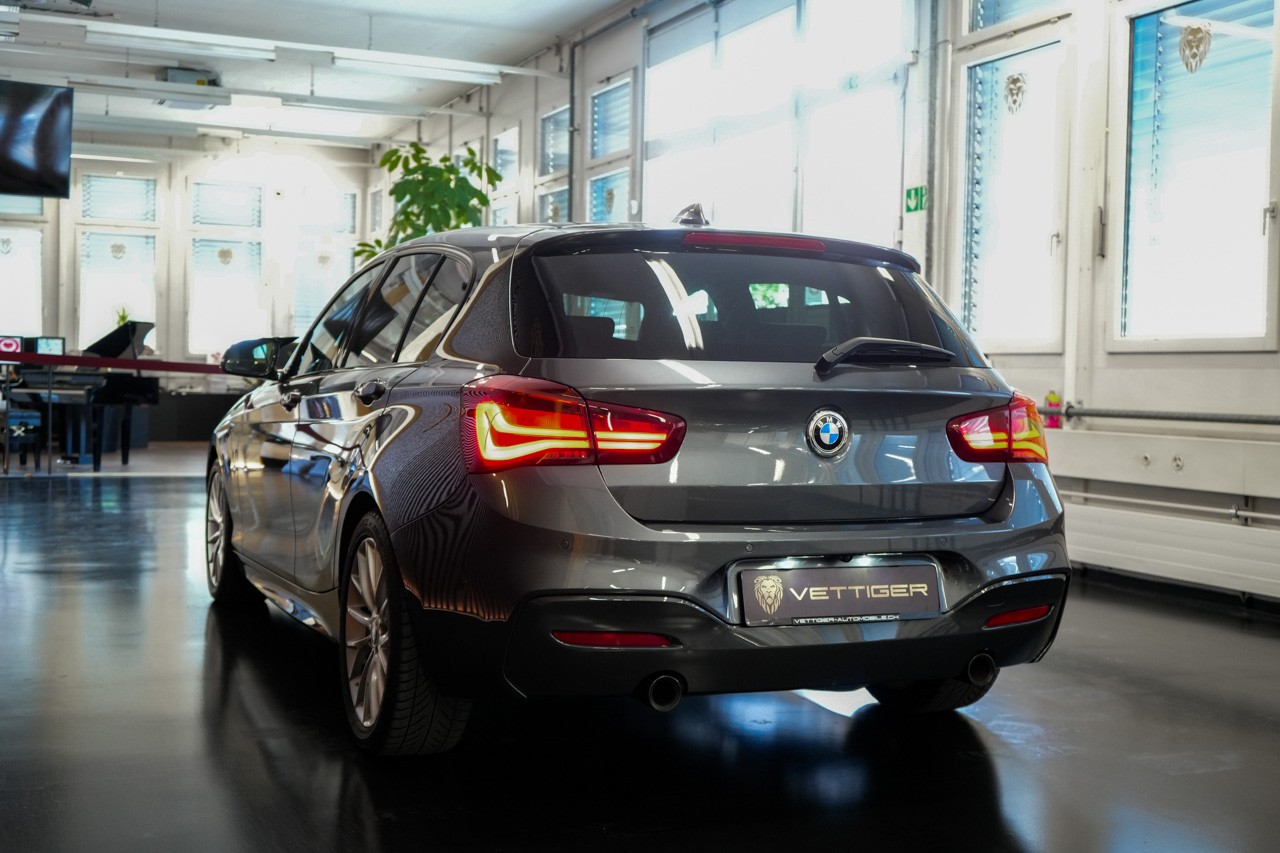 BMW M140i xDrive Steptronic-image-3