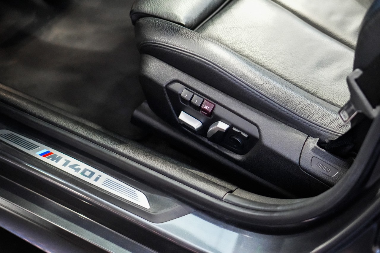 BMW M140i xDrive Steptronic-image-21
