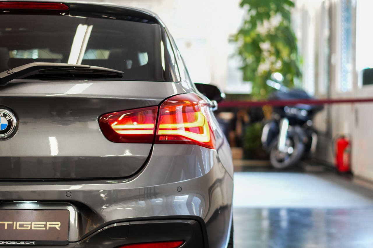 BMW M140i xDrive Steptronic-image-8
