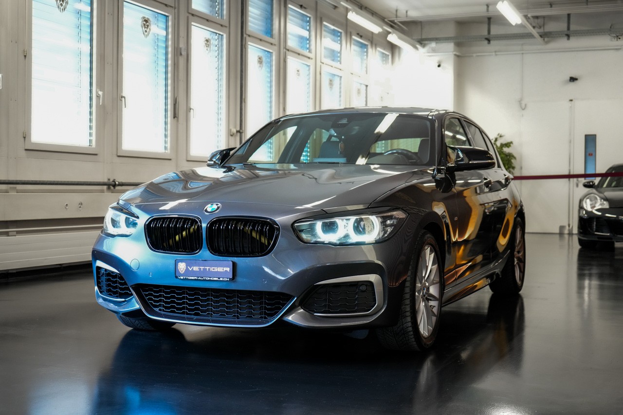 BMW M140i xDrive Steptronic-image-2