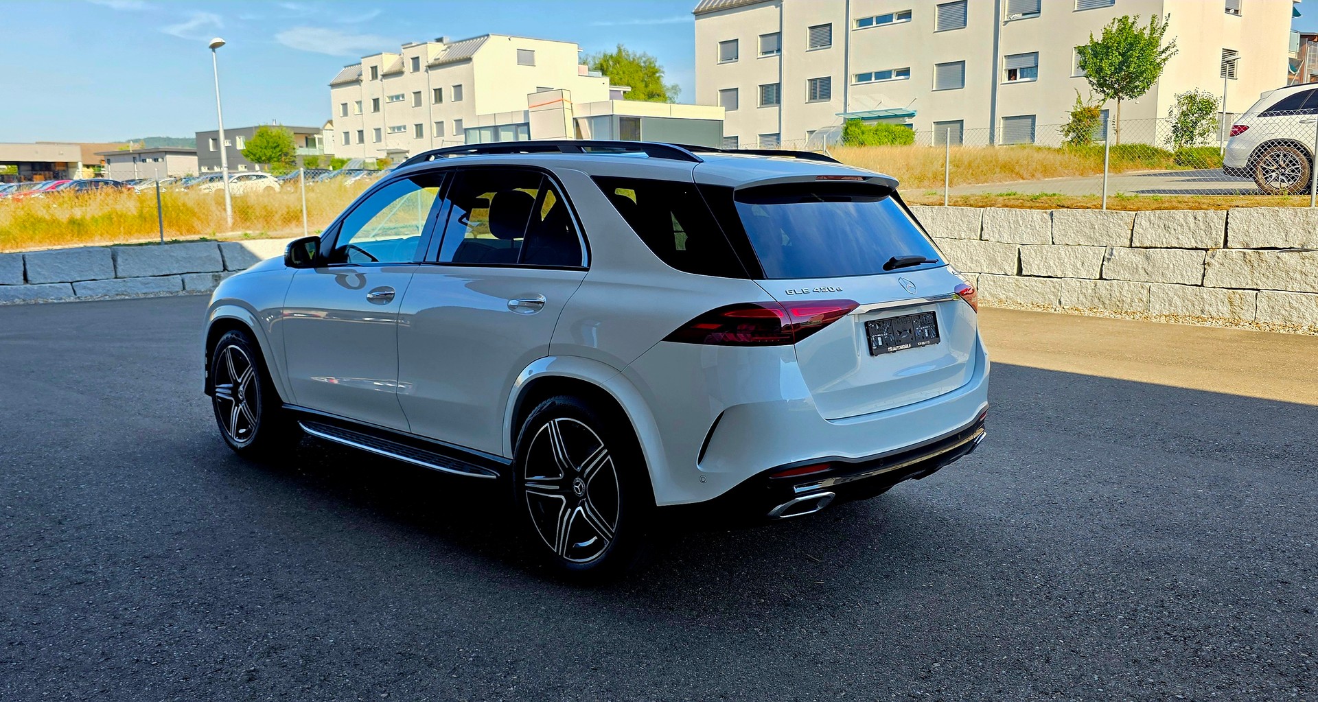 MERCEDES-BENZ GLE 450D 4MATIC 9G-TRONIC AMG LINE PREMIUM, NIGHT-PAKET, PANORAMA, DISTRONIC, ANHÄNGERKUPPLUNG-image-6