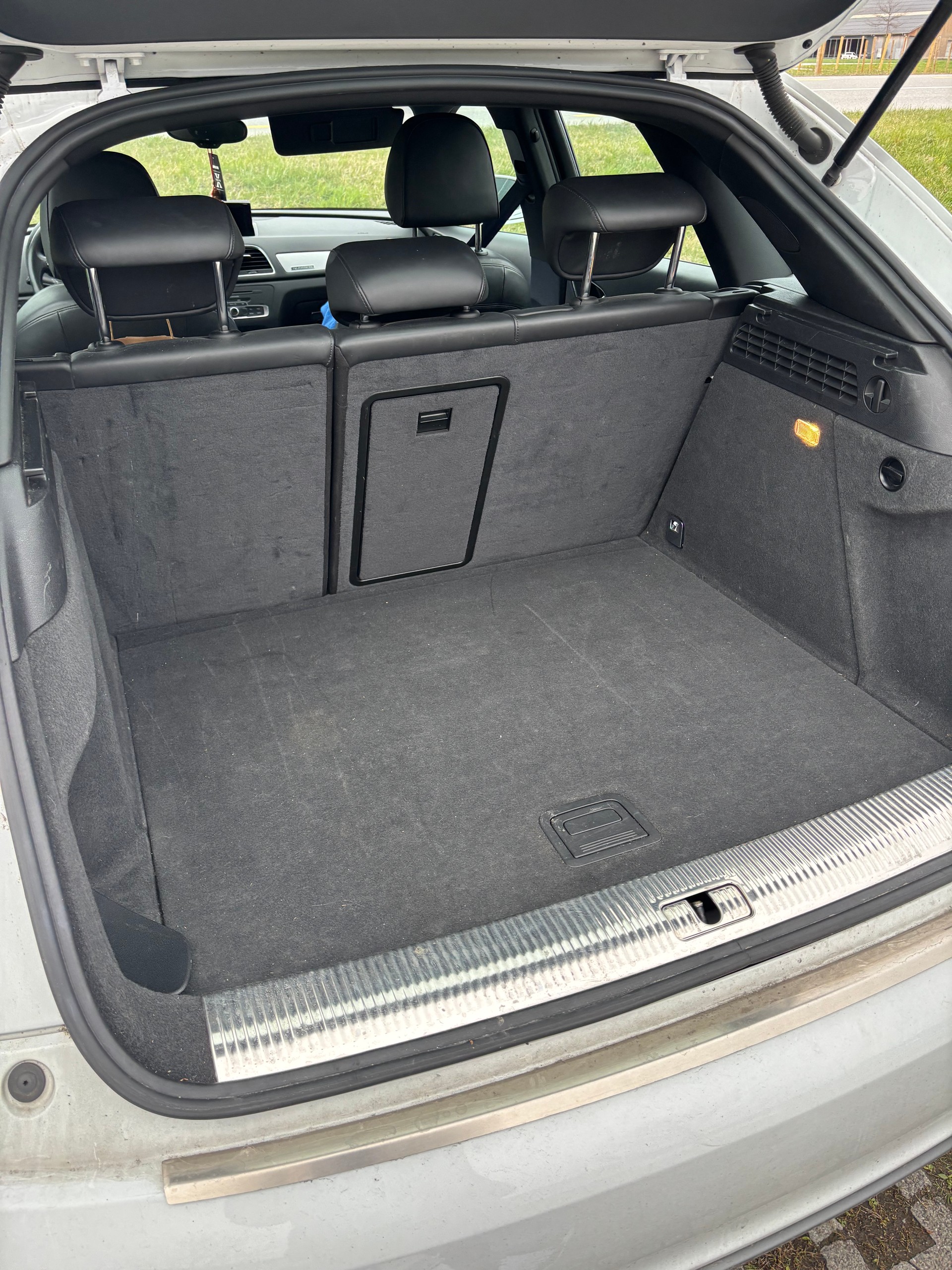 AUDI 2.0 TDI 177 quattro S-Tronic-image-5