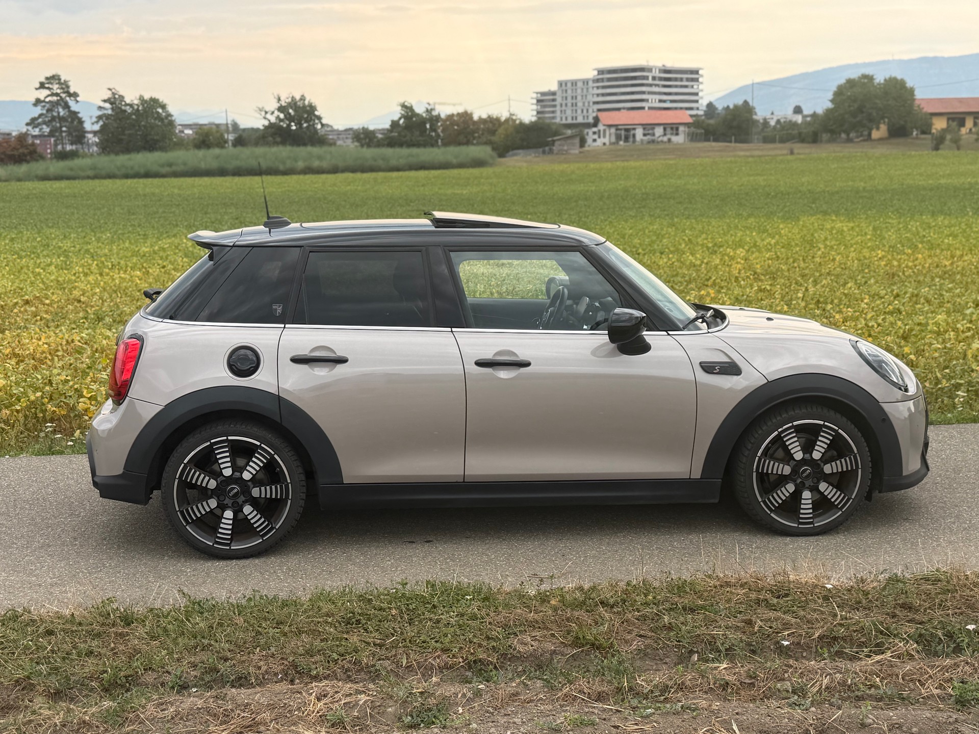 MINI Cooper S Steptronic DKG-image-6
