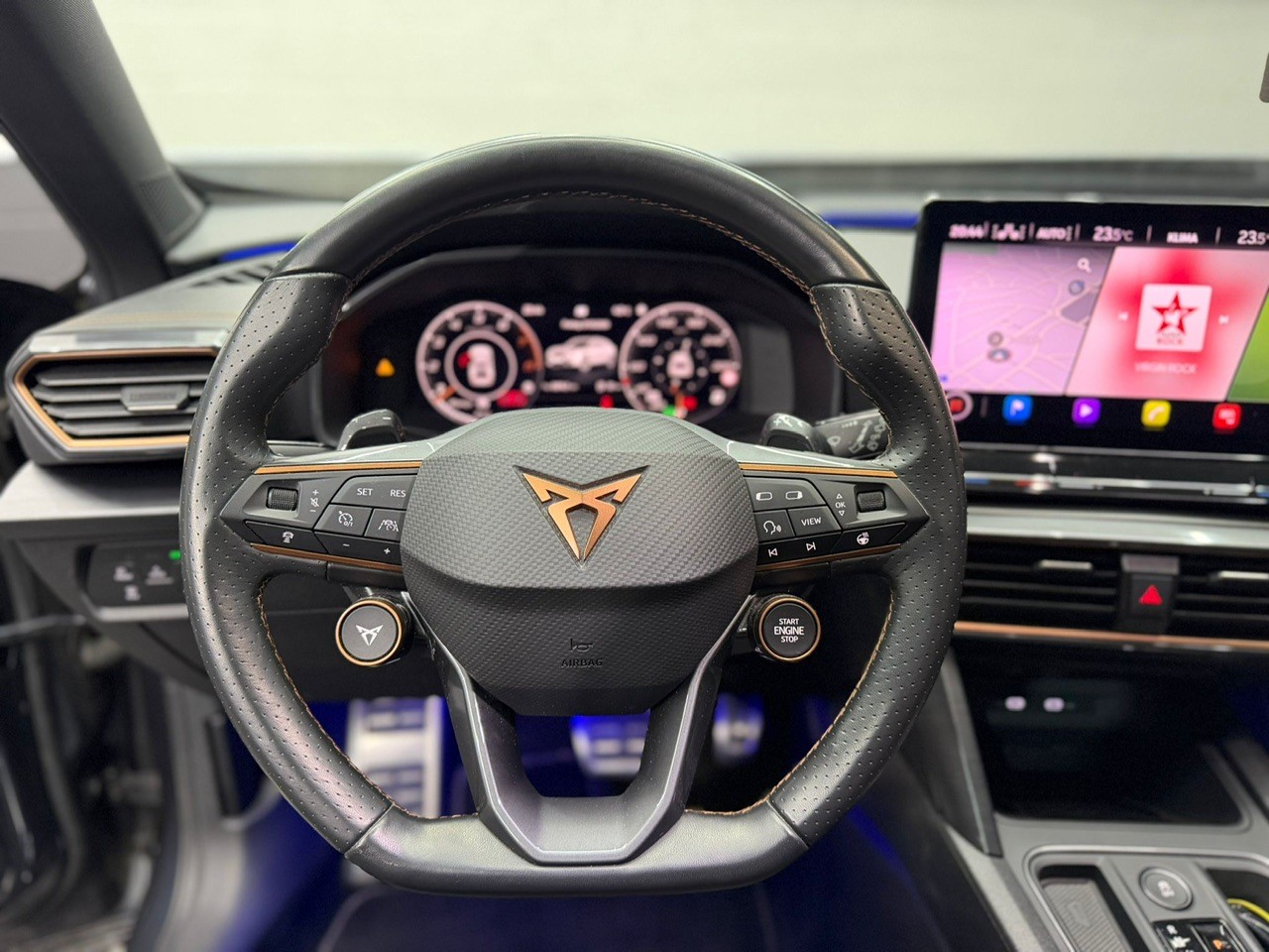 CUPRA Formentor 2.0TSI VZ 4Drive DSG | CH-Fahrzeug | H&R | Maxton-Design | Anhängerkupplung | Virtual Cockpit-image-13
