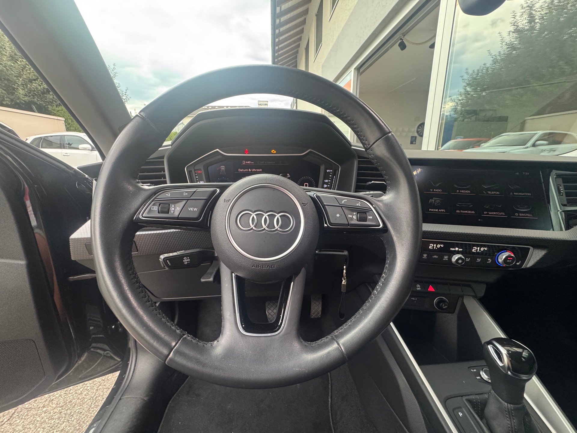 AUDI A1 Sportback 30 TFSI advanced S-tronic-image-10