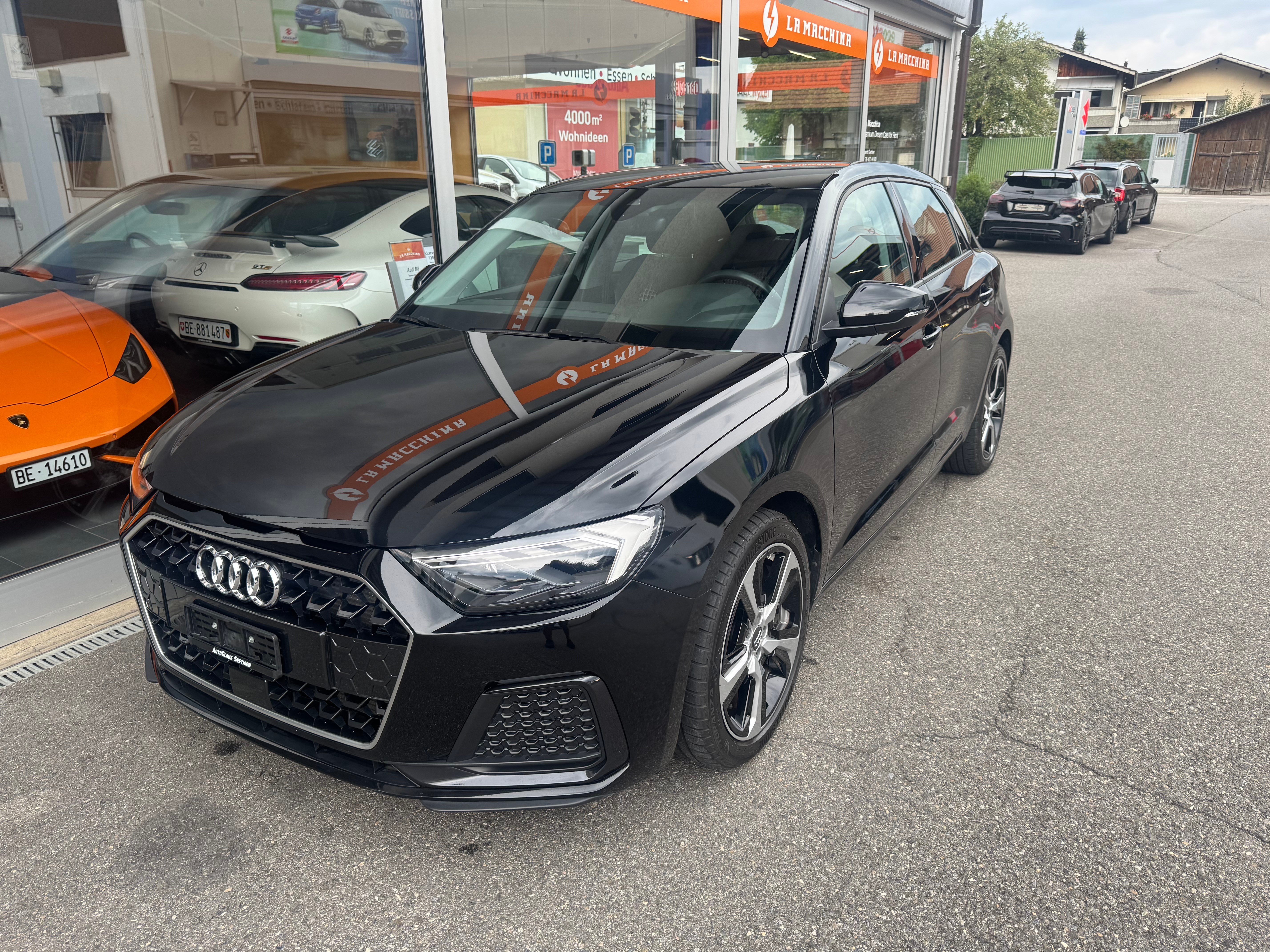 Car photo
