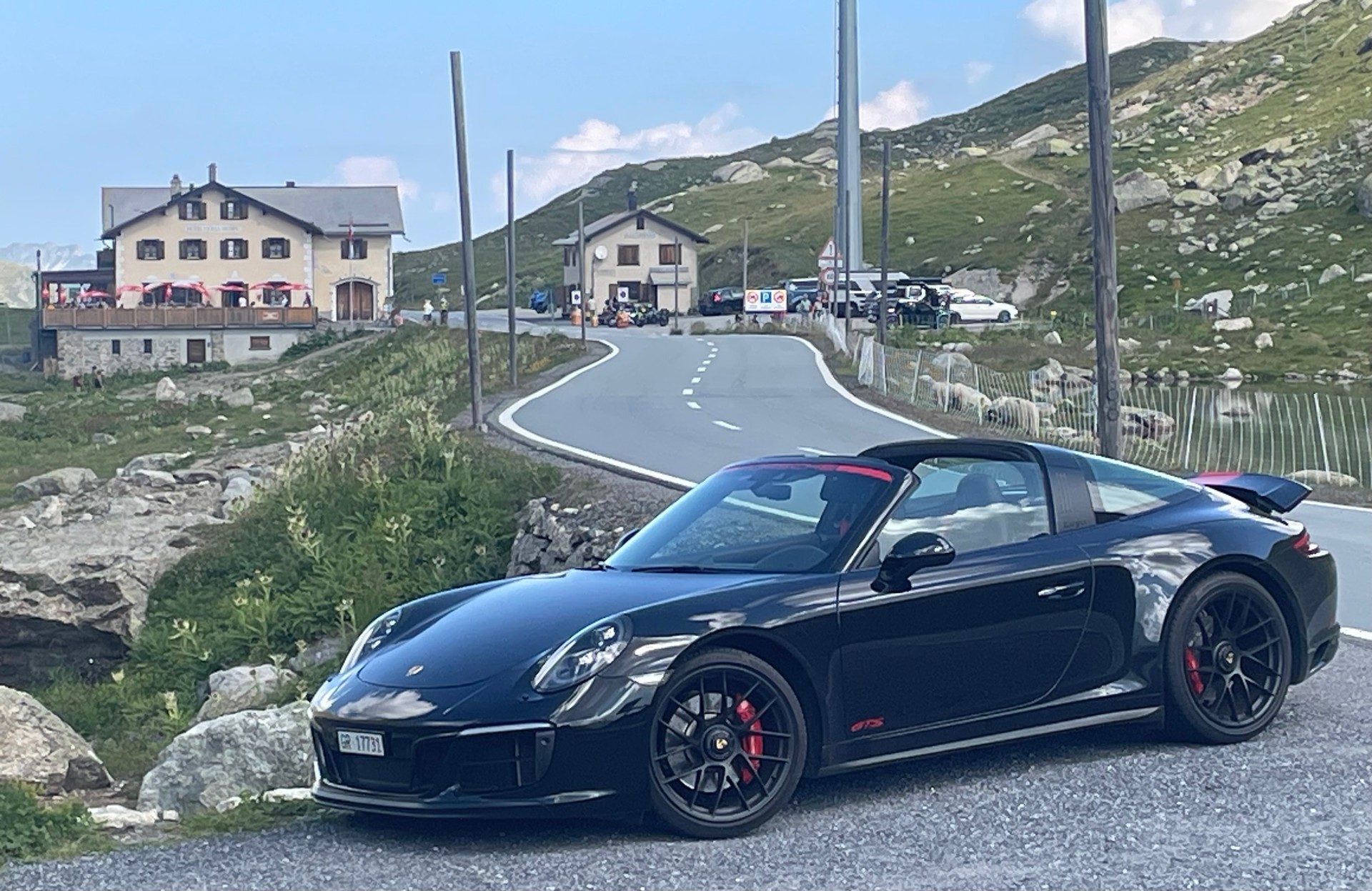 PORSCHE 3.0 Targa 4 GTS PDK-image-0