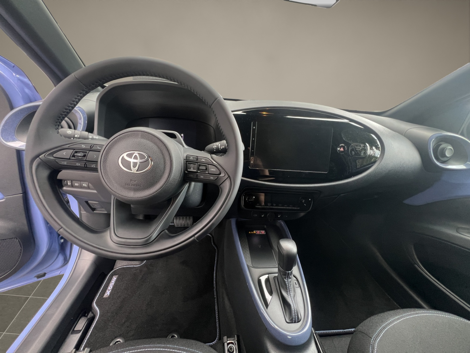 TOYOTA Aygo X 1.5 VVT-i HSD Trend-image-9