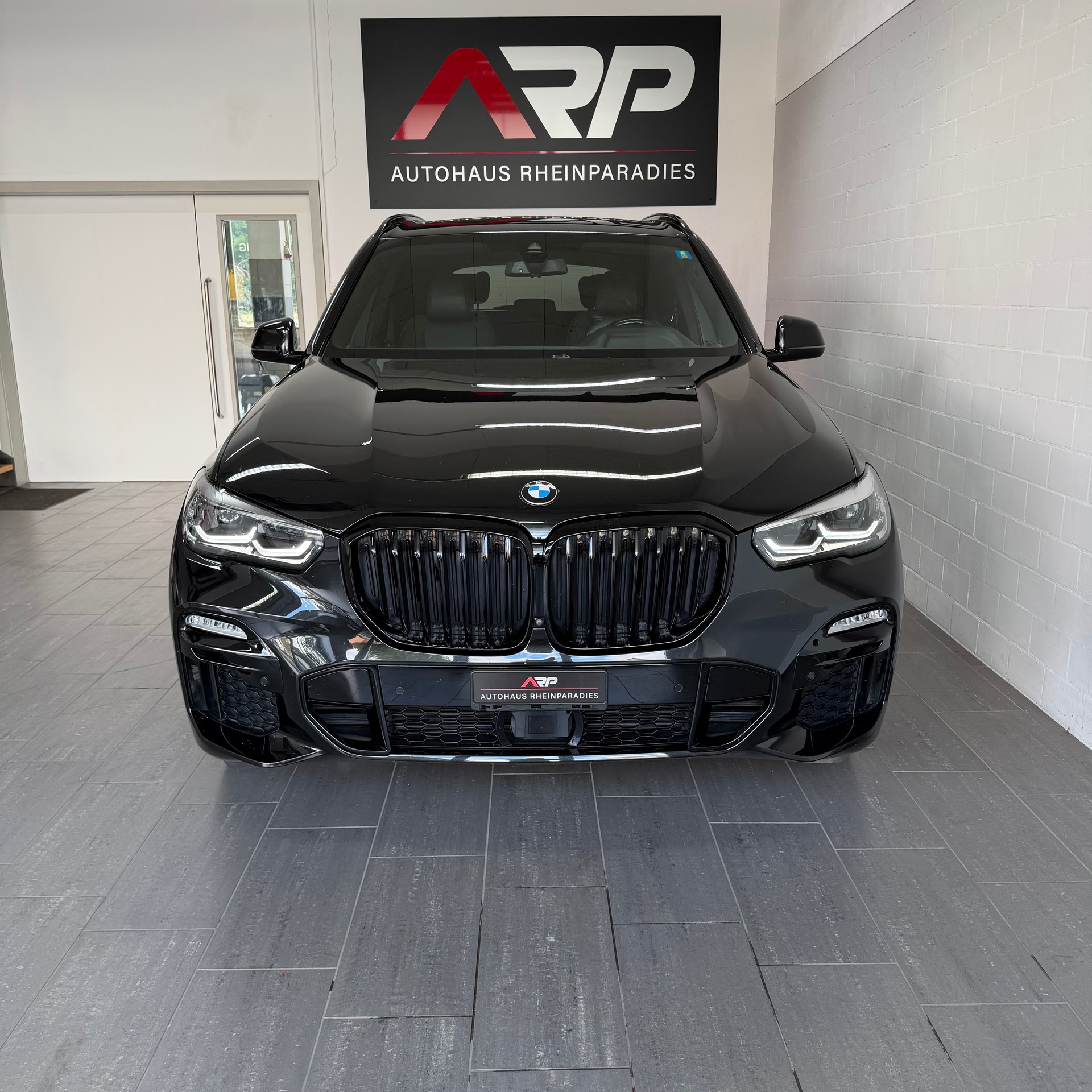 BMW X5 xDrive 30d Steptronic * 7 Plätzer *-image-1