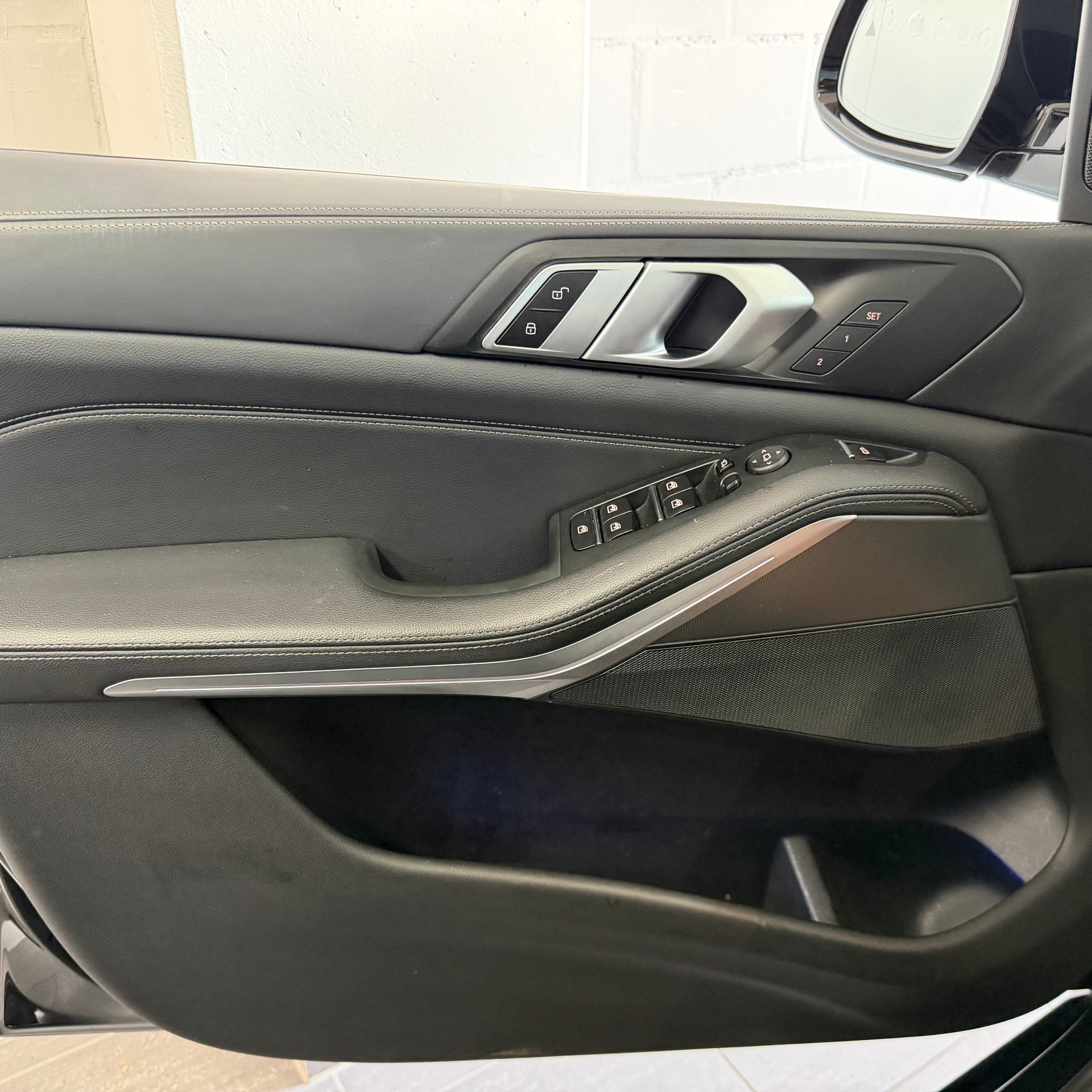 BMW X5 xDrive 30d Steptronic * 7 Plätzer *-image-15