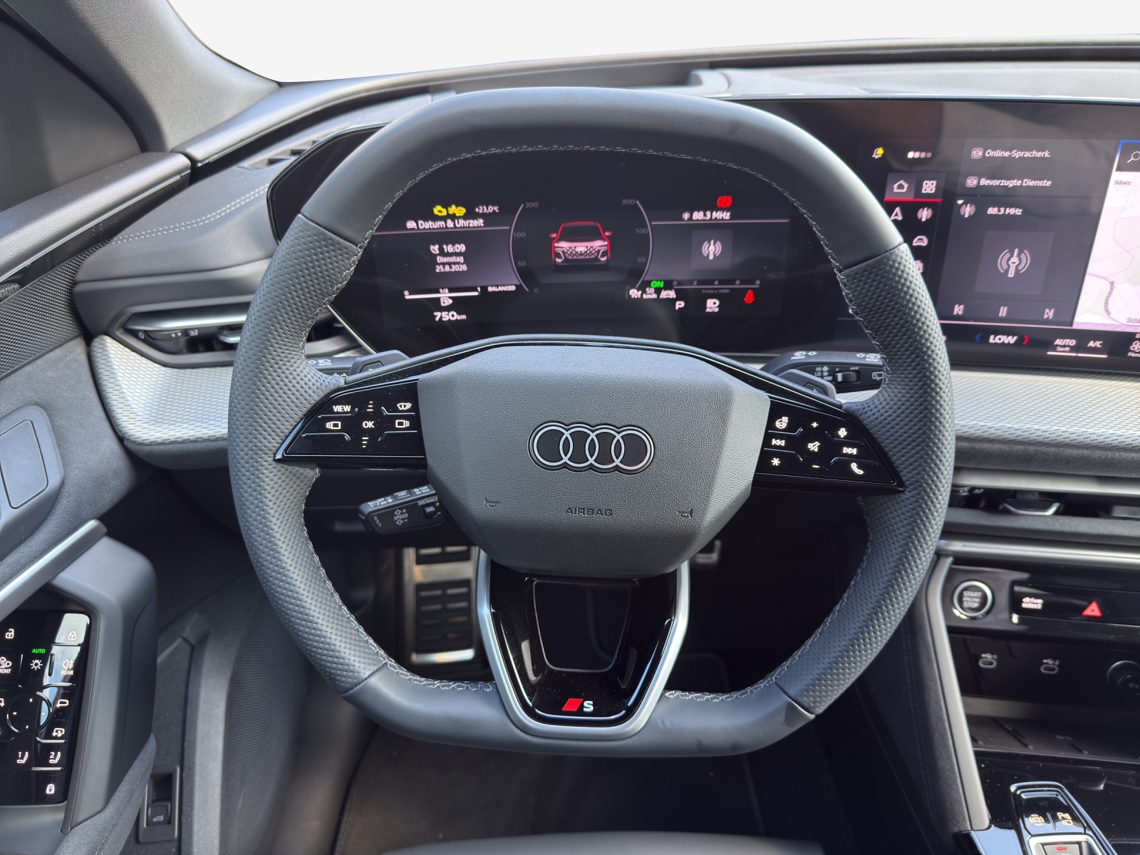 AUDI Q5 TFSI quatto 150 kW S-tronic-image-8