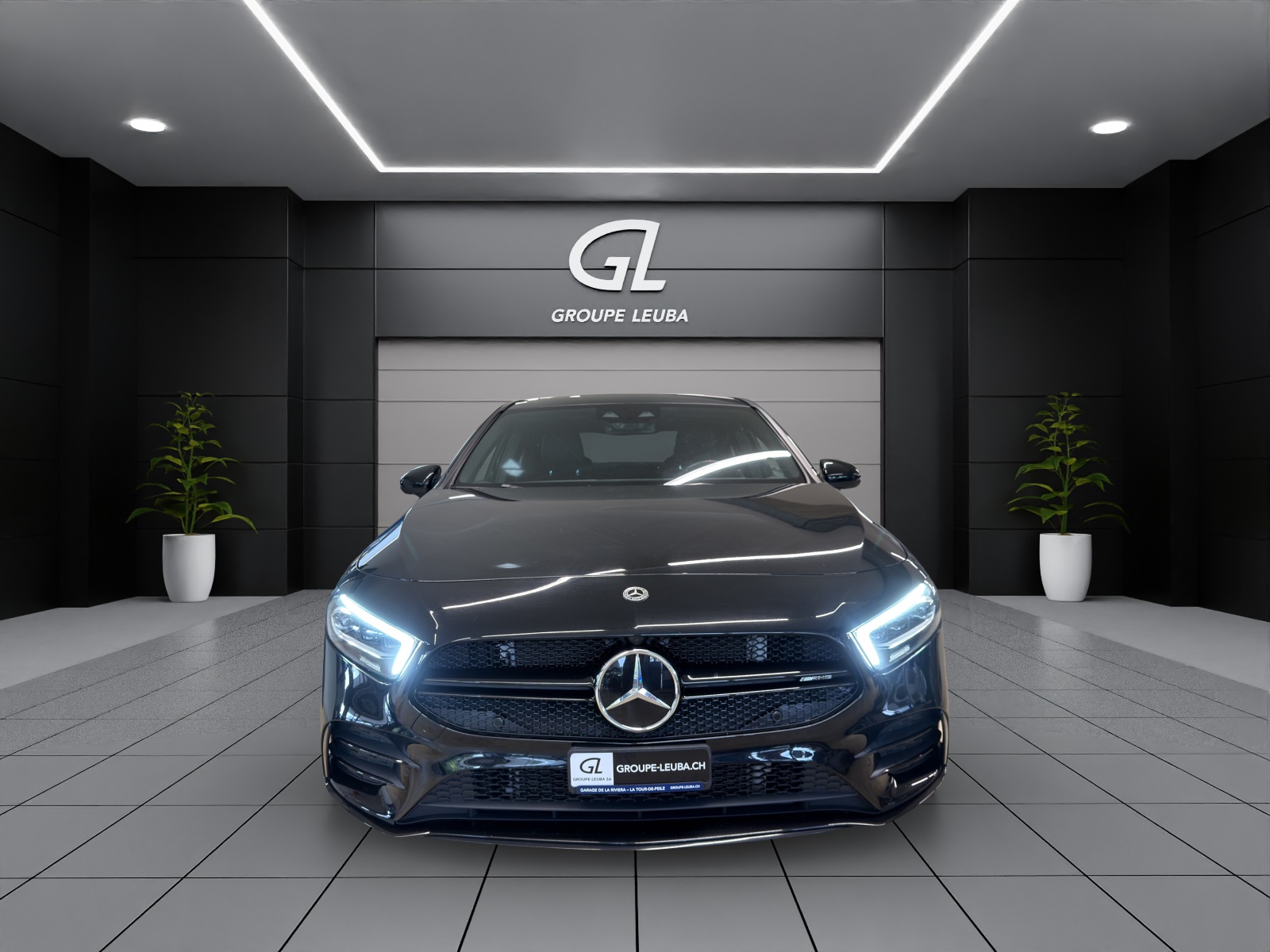 MERCEDES-BENZ A 35 AMG 4Matic-showroom-element-1