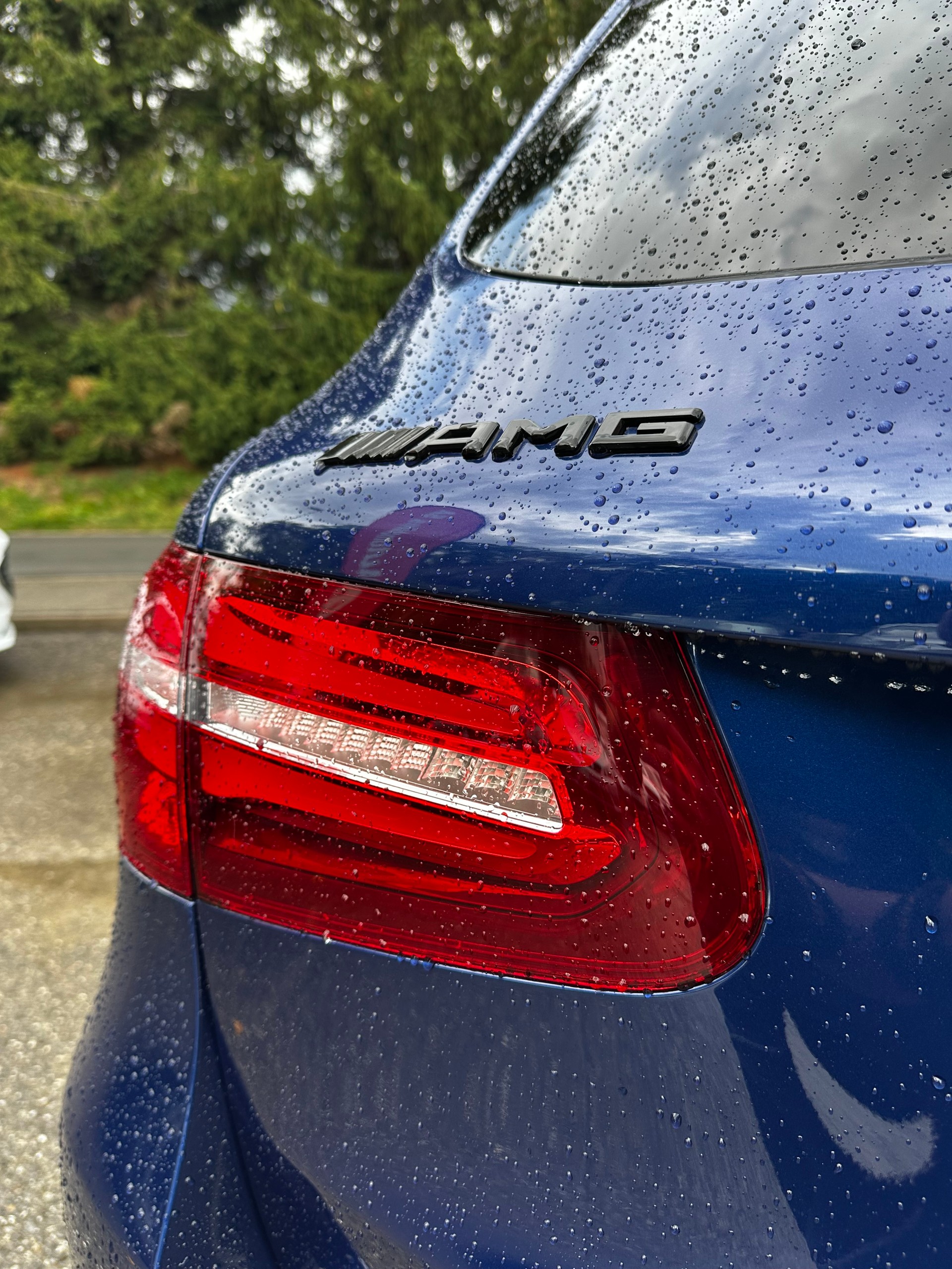 MERCEDES-BENZ GLC 43 AMG 4Matic 9G-Tronic-image-6