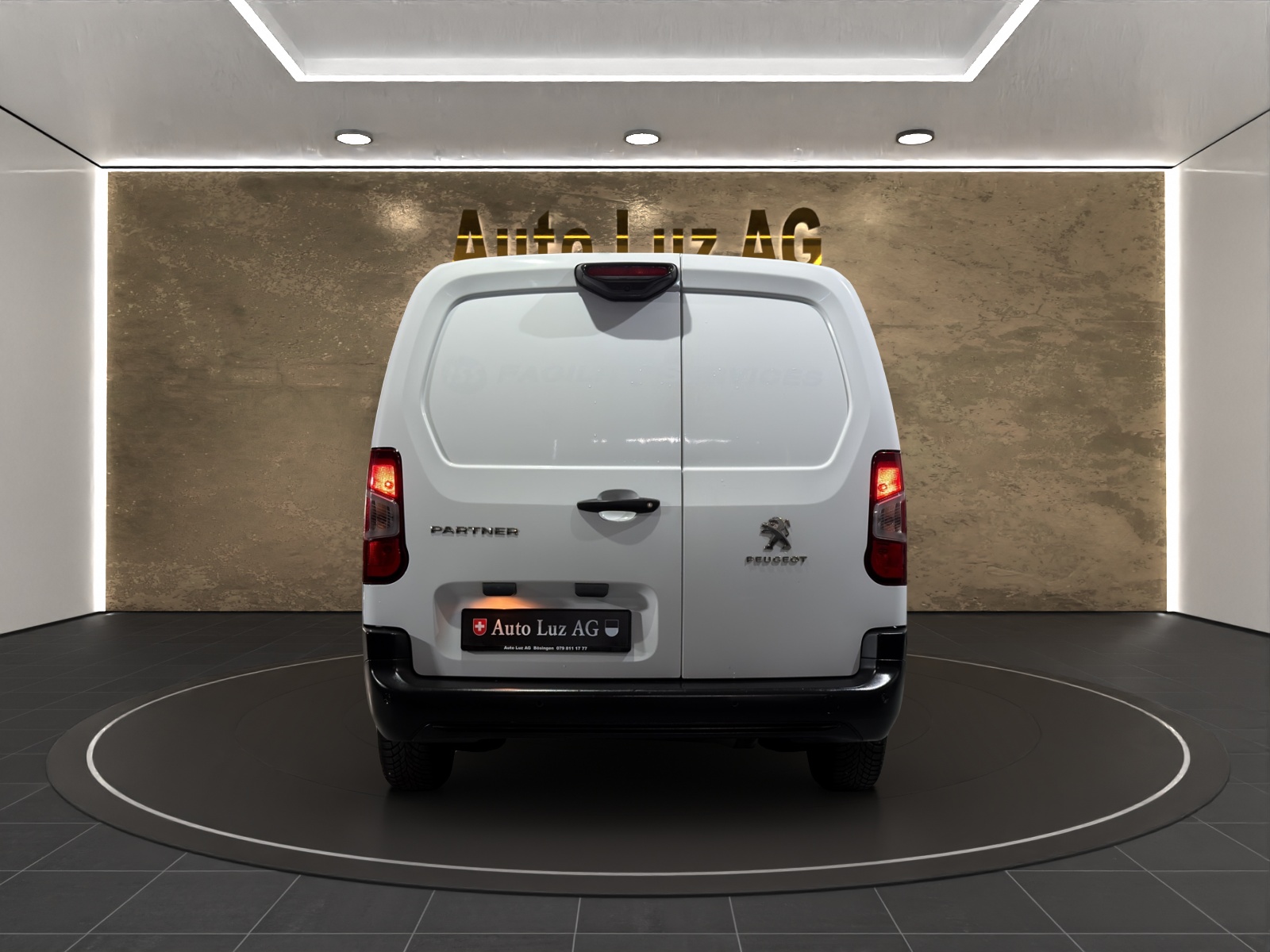 PEUGEOT Partner 1.6 Blue HDi Pro 650kg-image-2