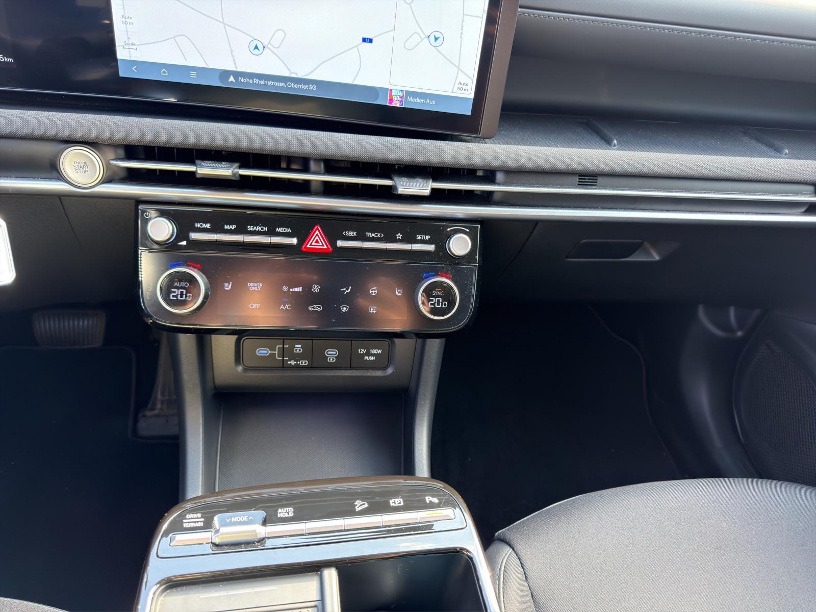 HYUNDAI Tucson 1.6 T-GDi HEV Amplia 4WD-image-9
