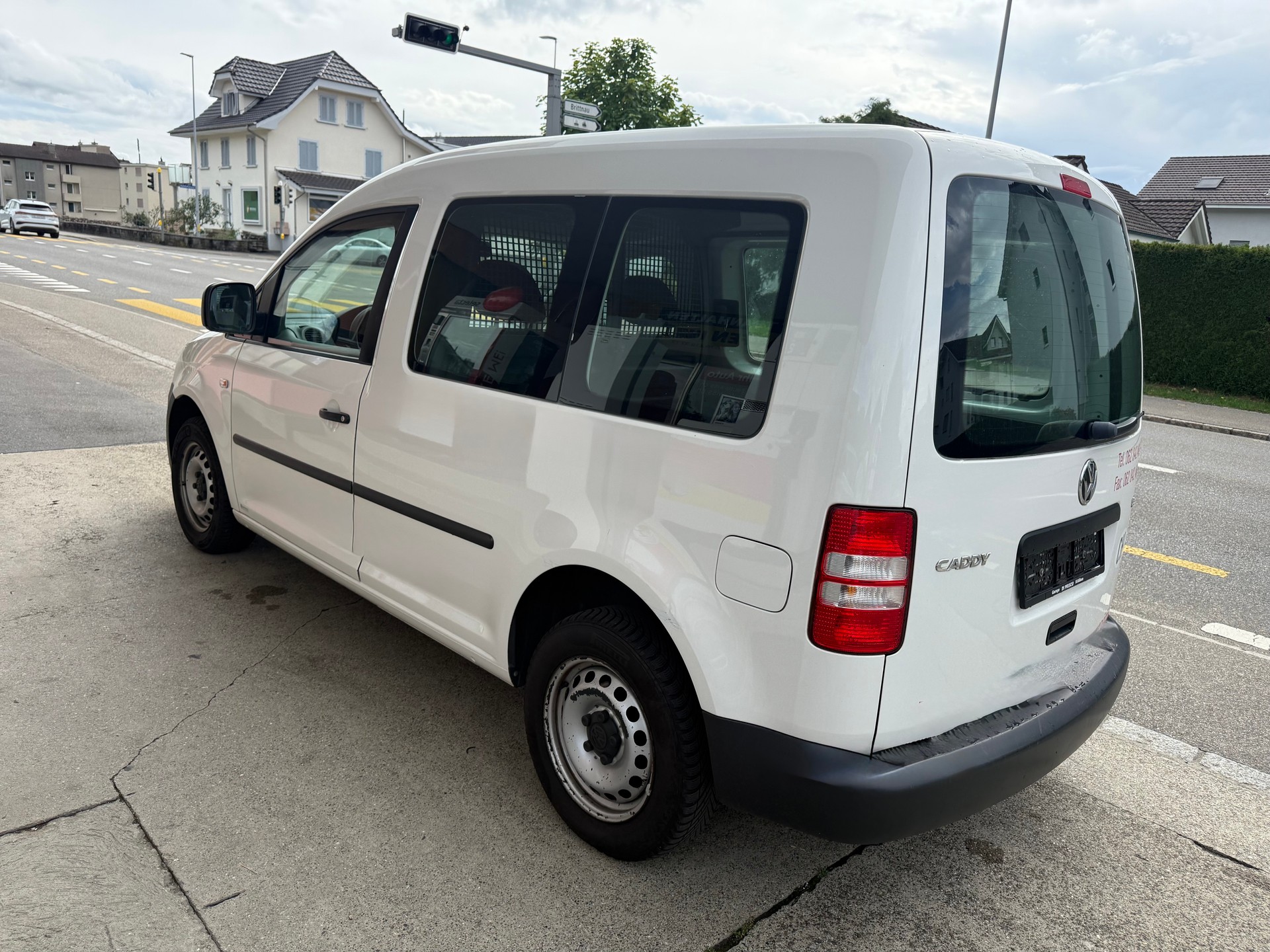 VW Caddy 1.2TSI Entry-image-5