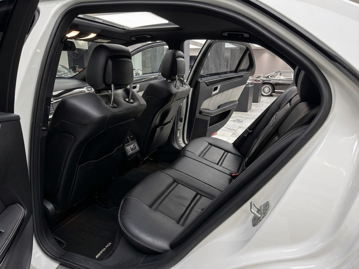 MERCEDES-BENZ E 63 V8 S AMG 4matic-image-5