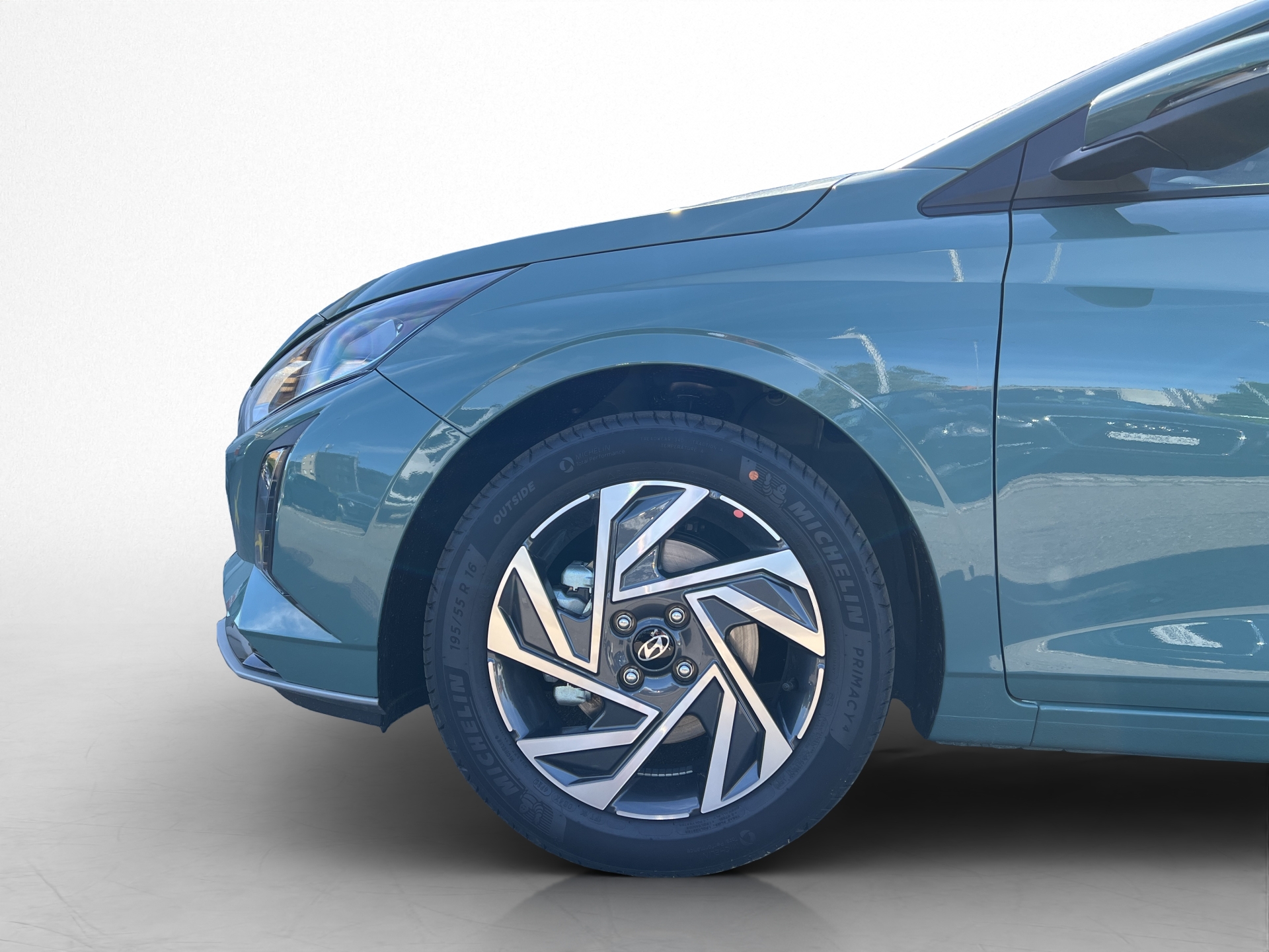 HYUNDAI i20 1.0 T-GDi Amplia Go DCT-image-14