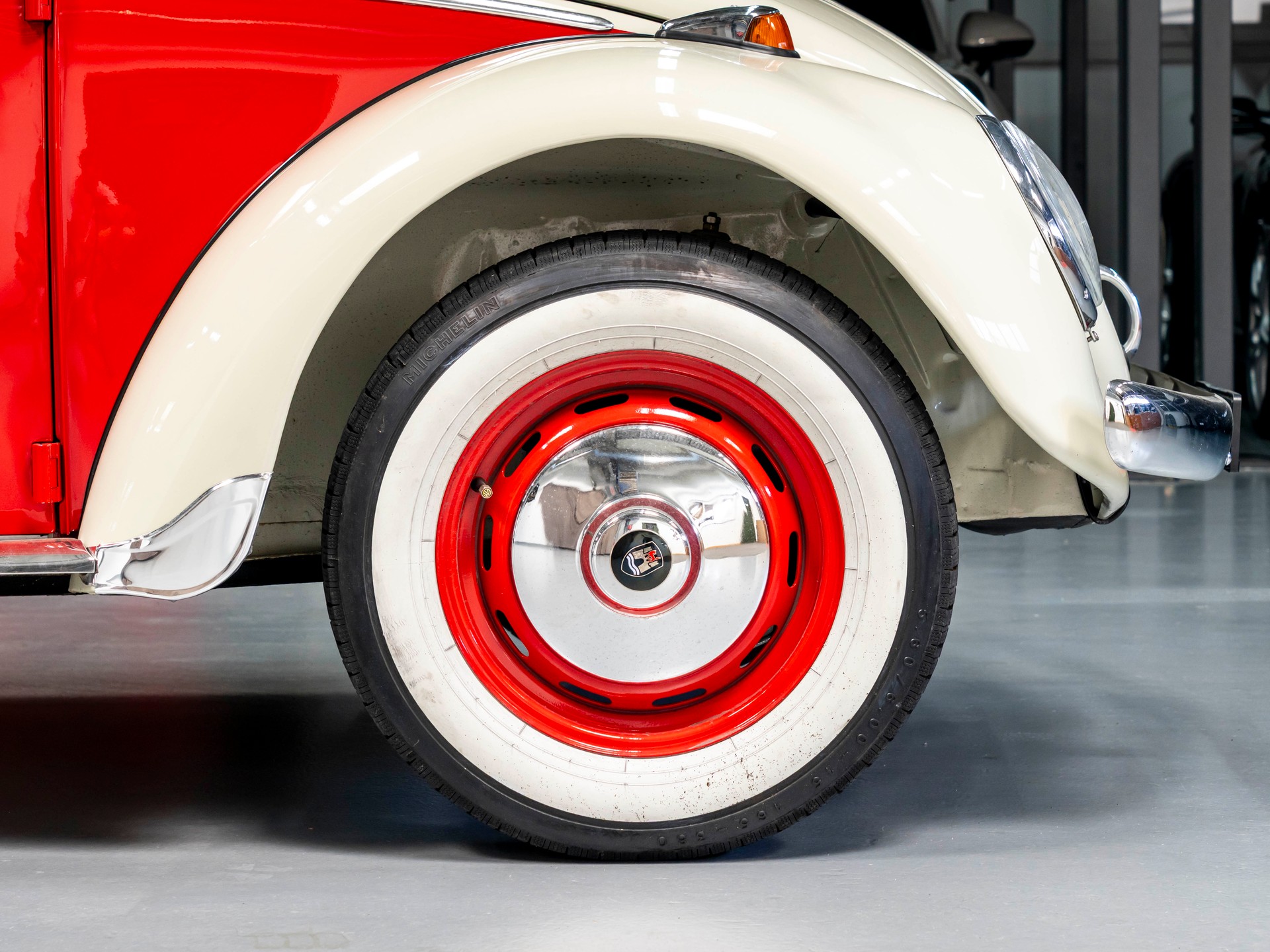 VW Coccinelle 11-1300-image-8
