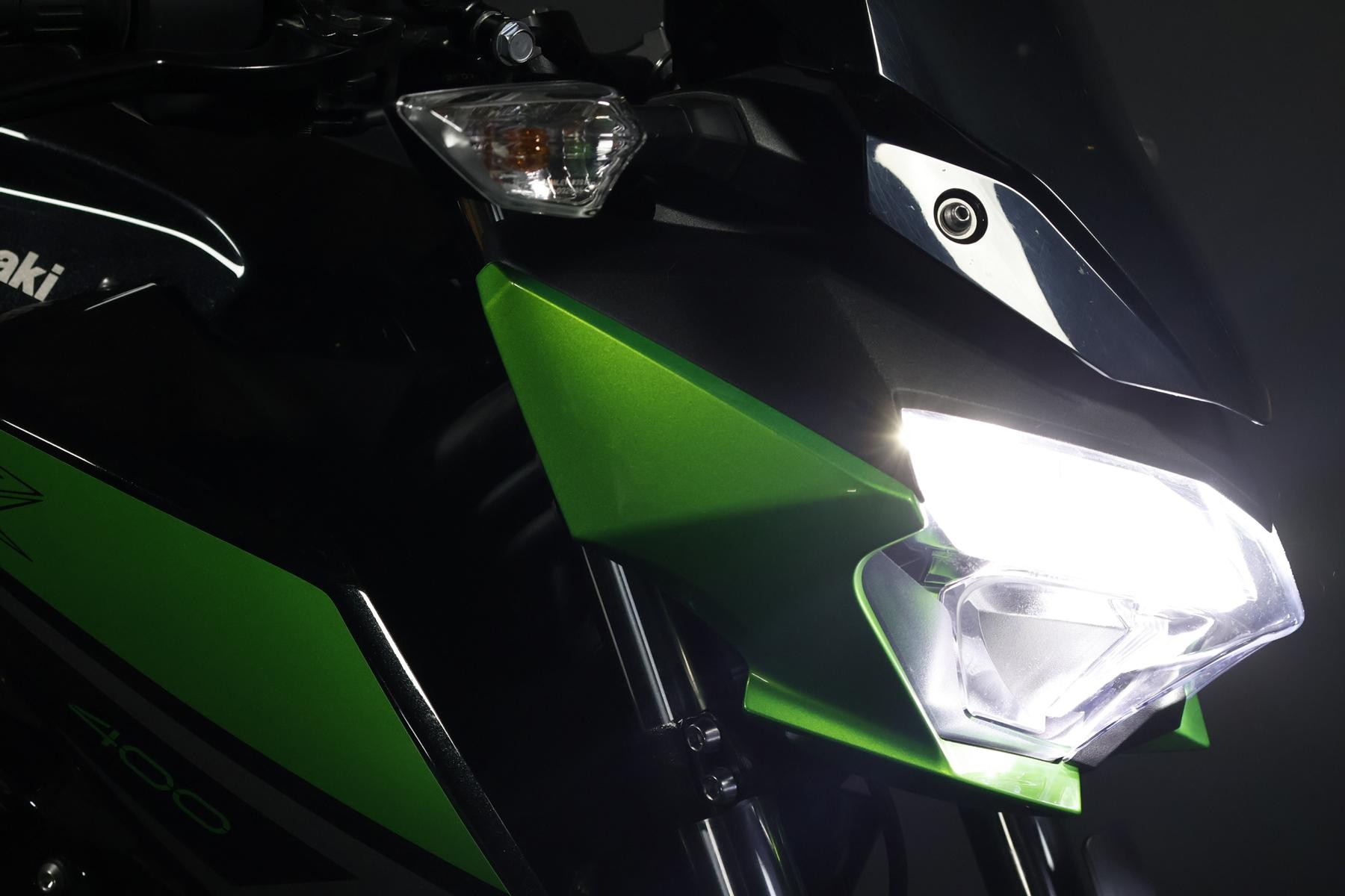 KAWASAKI Z 400-image-4