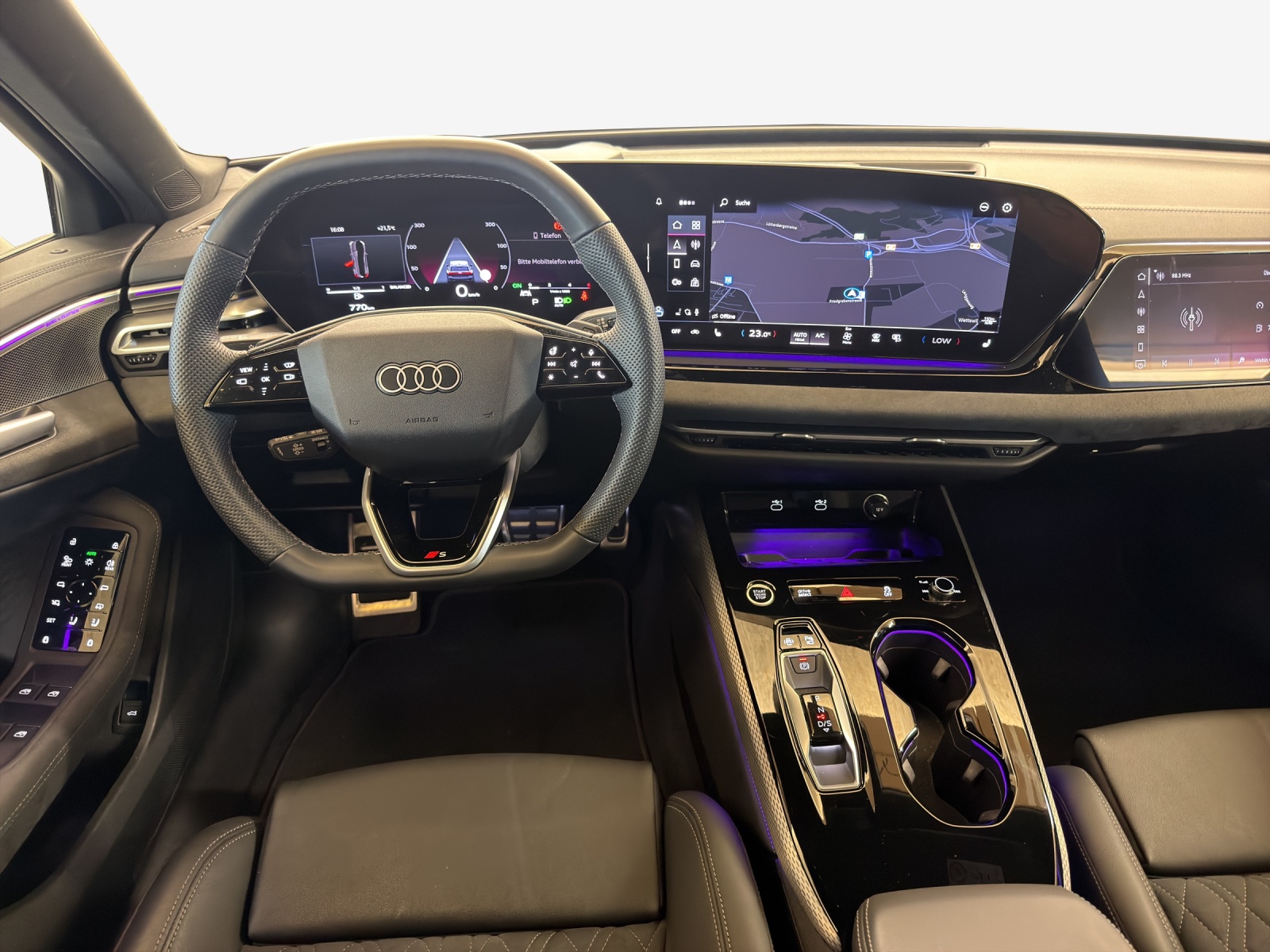 AUDI A5 Avant TDI quattro 150 kW S tronic-image-8