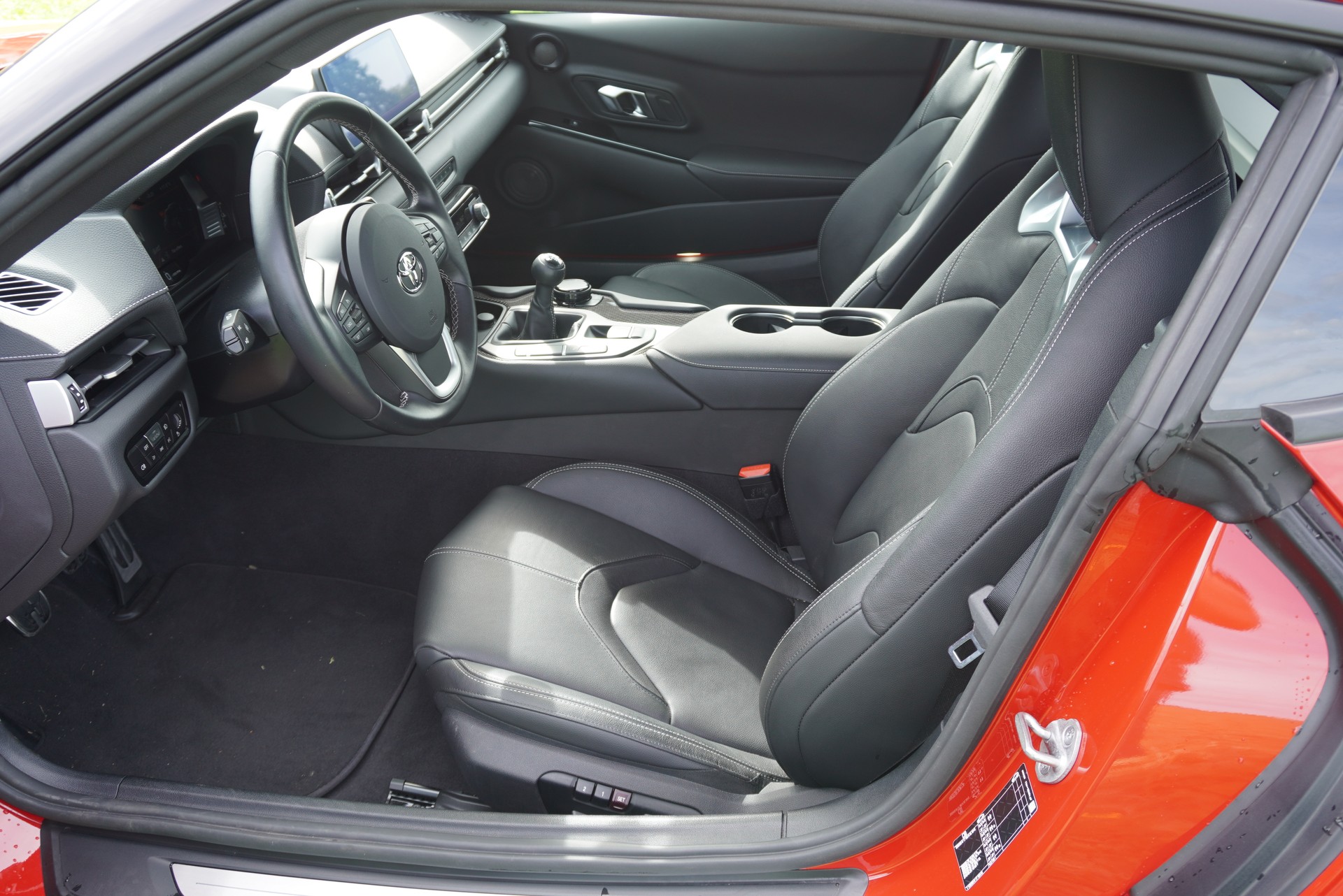 TOYOTA Supra GR 3.0i Turbo Premium-image-8