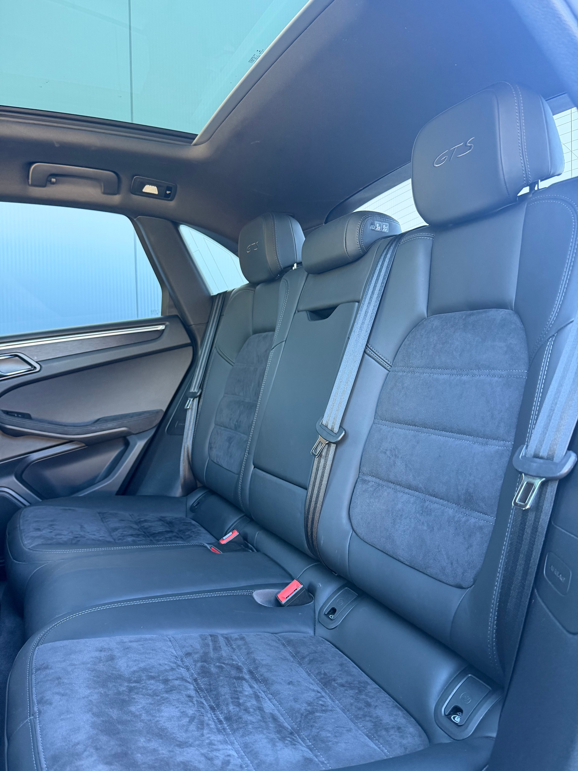 PORSCHE Macan GTS PDK-image-7