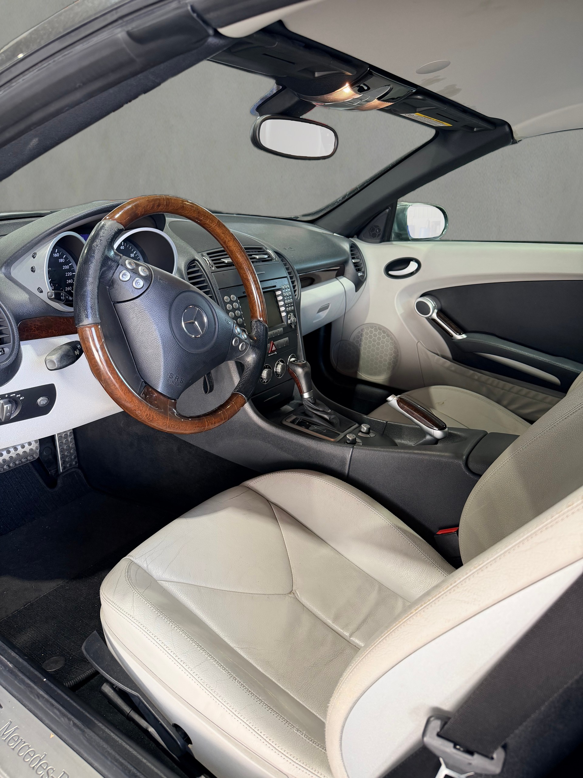MERCEDES-BENZ SLK 350-image-7