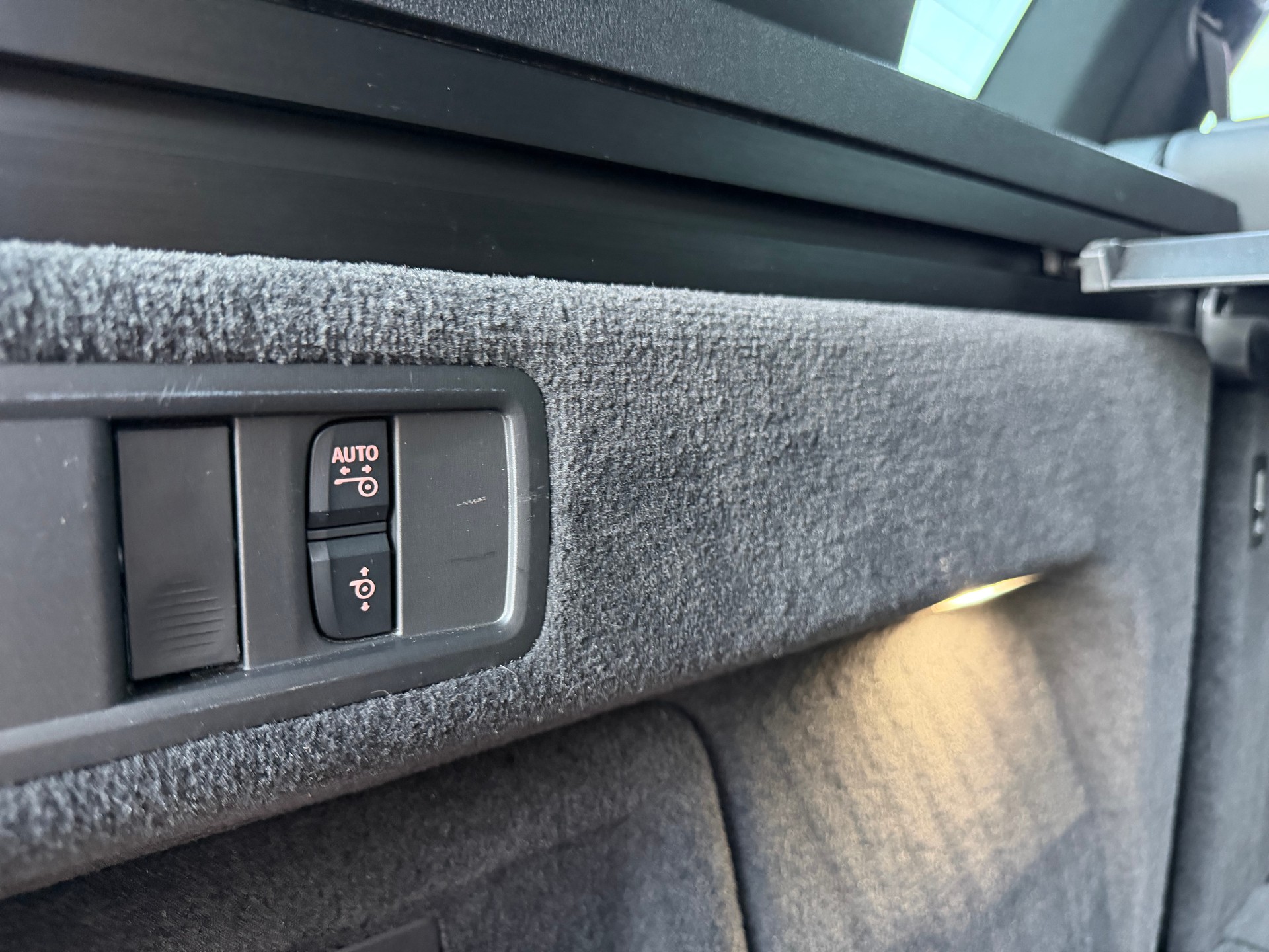 BMW X5 xDrive 48V 40d M Sport Steptronic-image-29