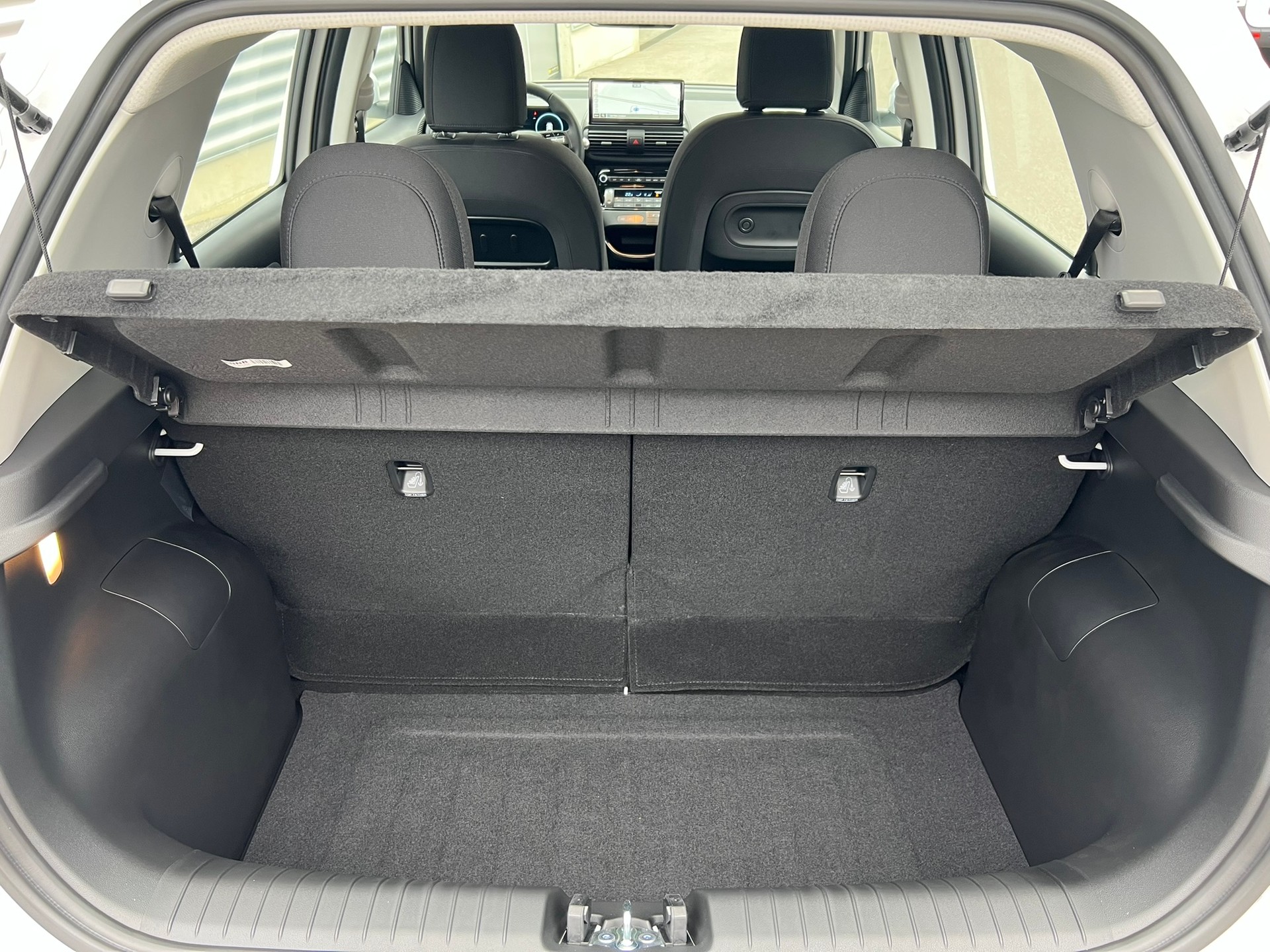 HYUNDAI Inster 49kWh Origo-image-19