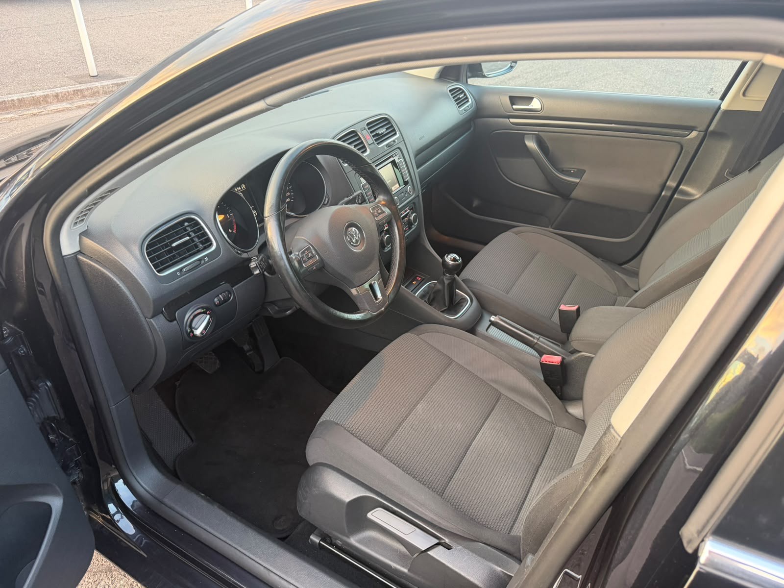 VW Golf Variant 1.6 TDI Comfortline-image-6