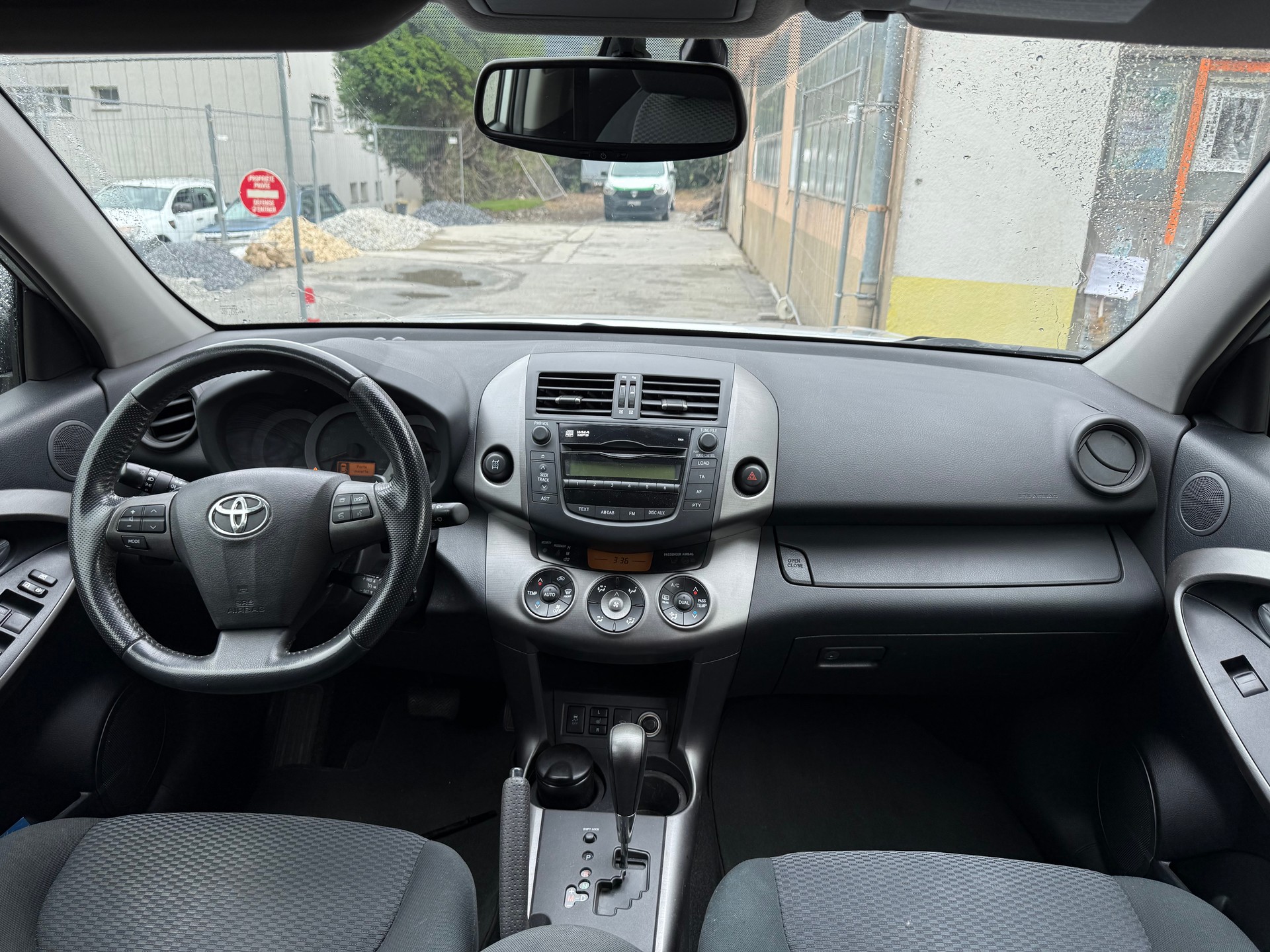 TOYOTA RAV-4 2.0 16V Linea Sol Multidrive-image-9