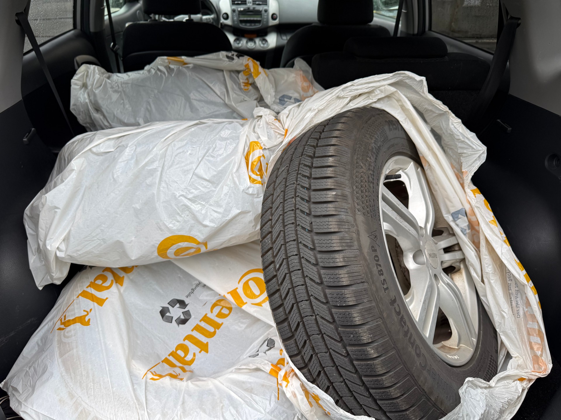 TOYOTA RAV-4 2.0 16V Linea Sol Multidrive-image-10
