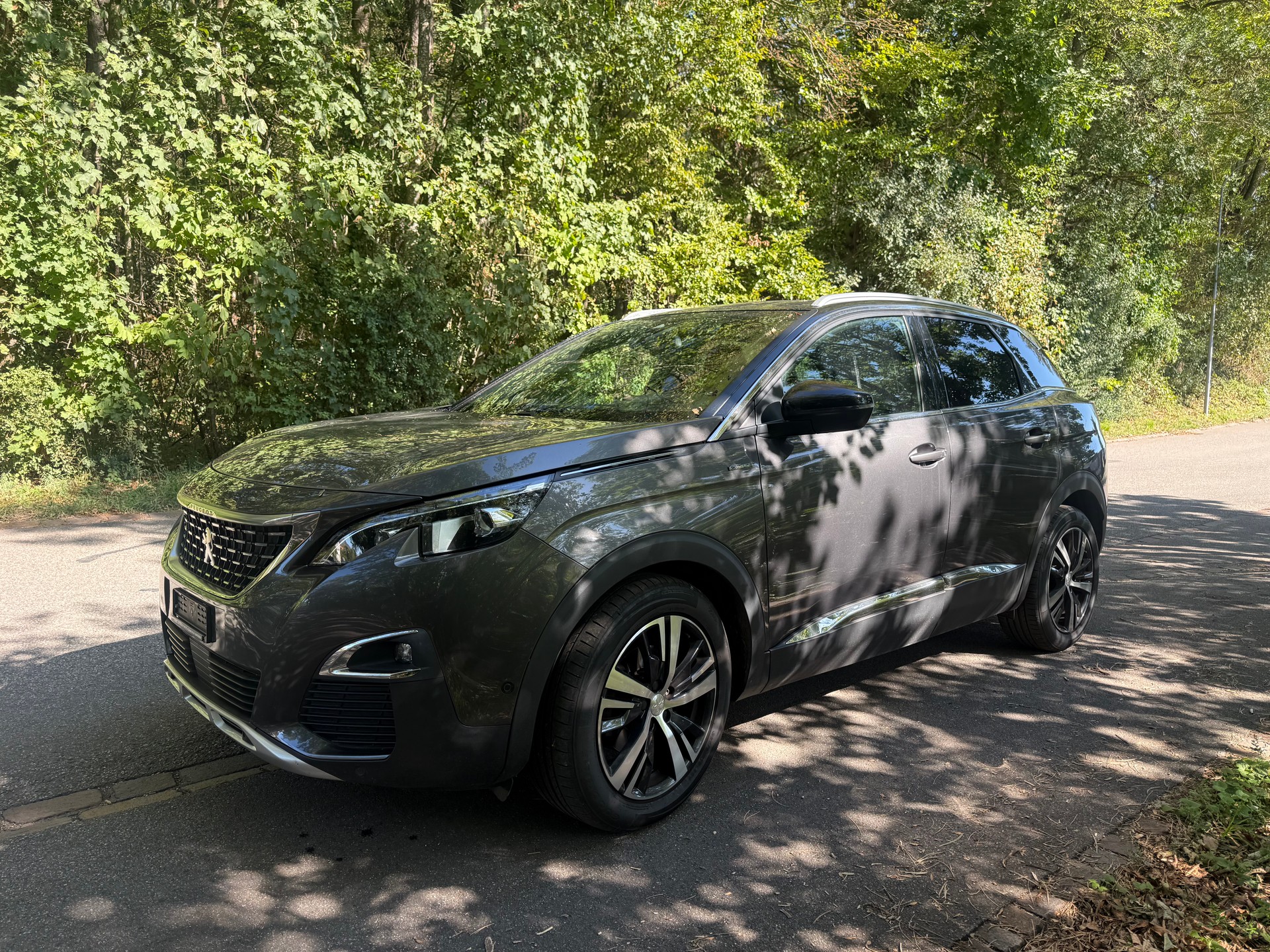 PEUGEOT 3008 1.2 PureTech GT Line-showroom-element-1