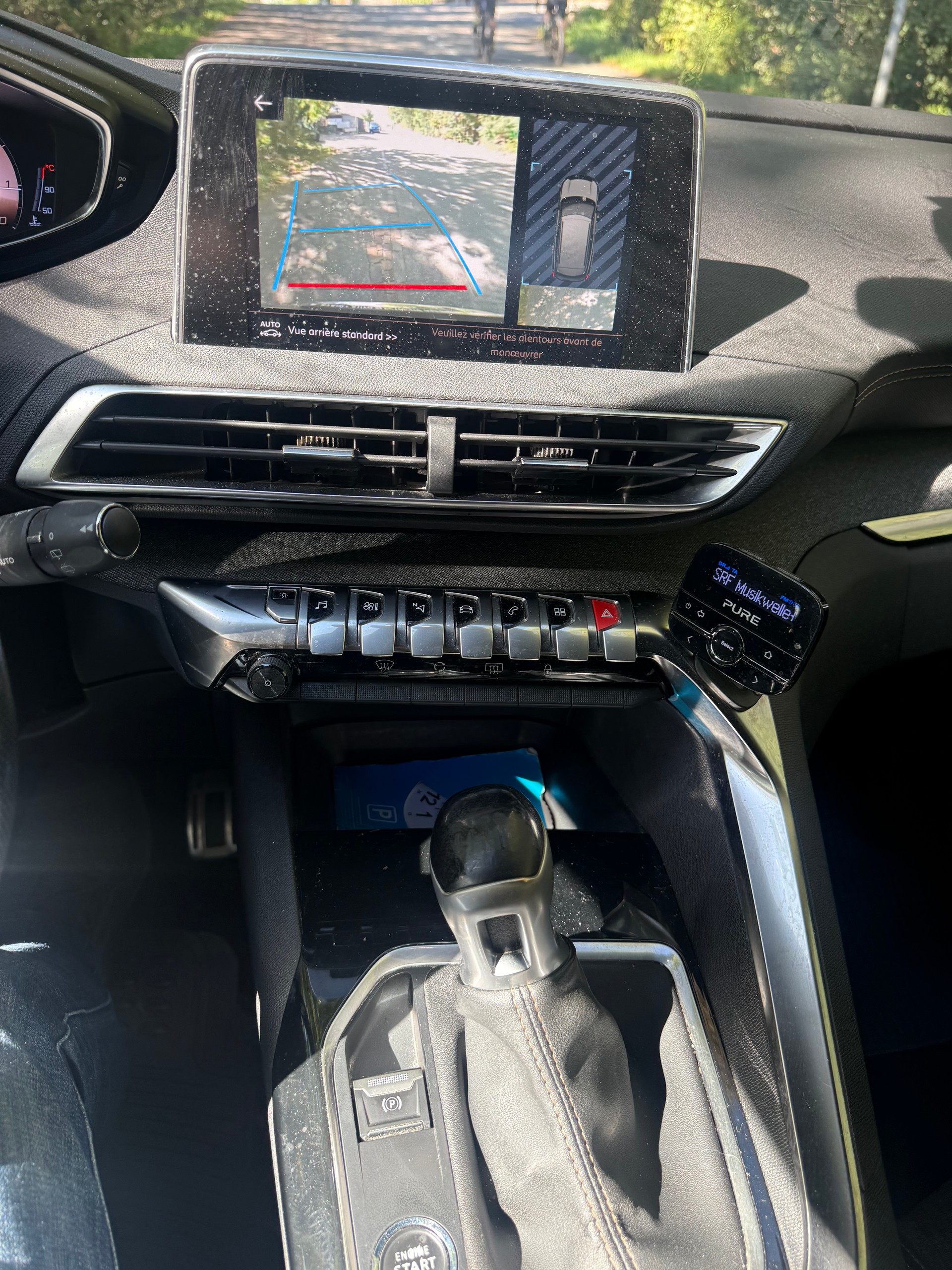 PEUGEOT 3008 1.2 PureTech GT Line-image-10