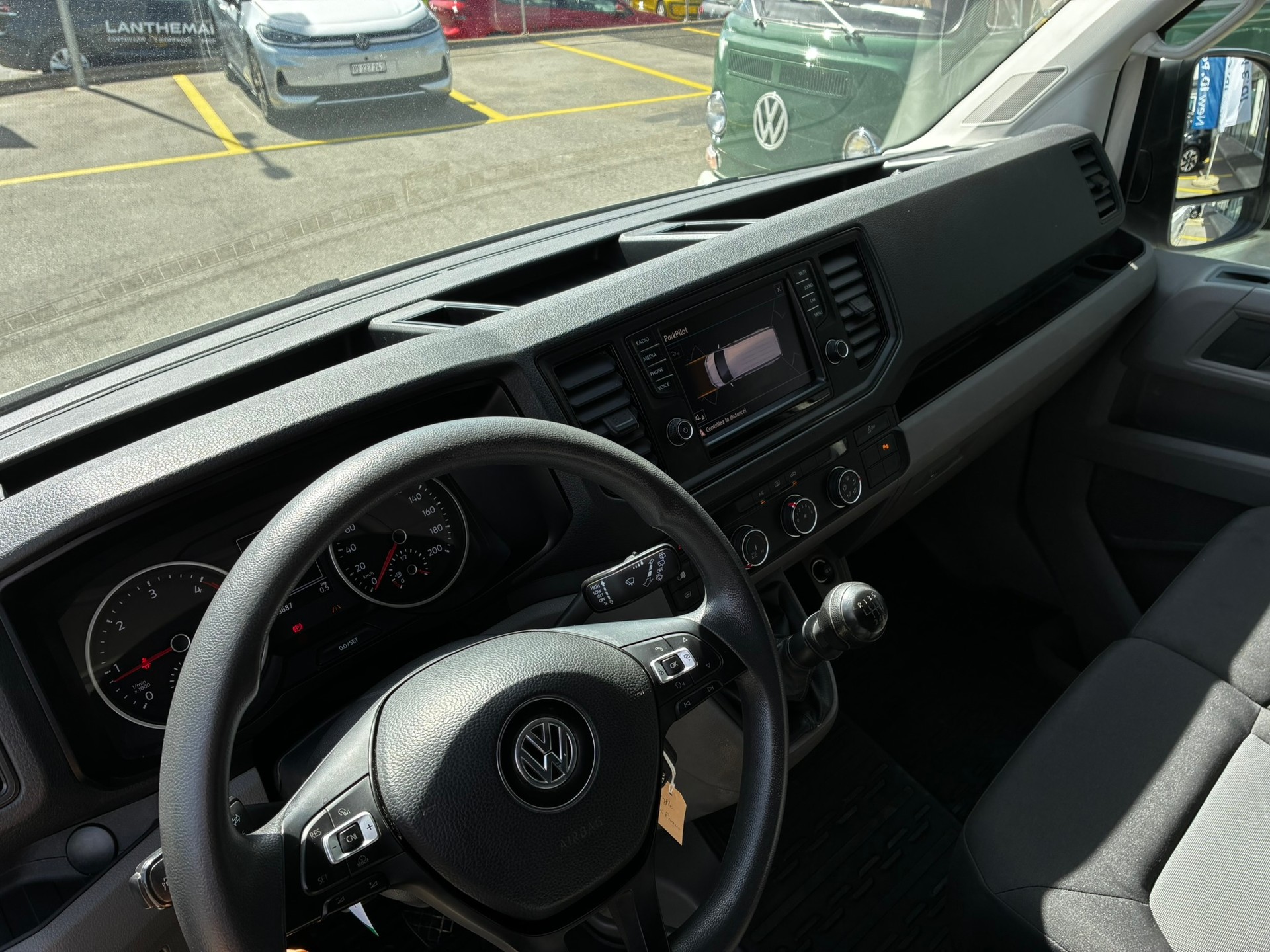 VW Crafter 35 2.0 BiTDI Entry L3 4Motion-image-3