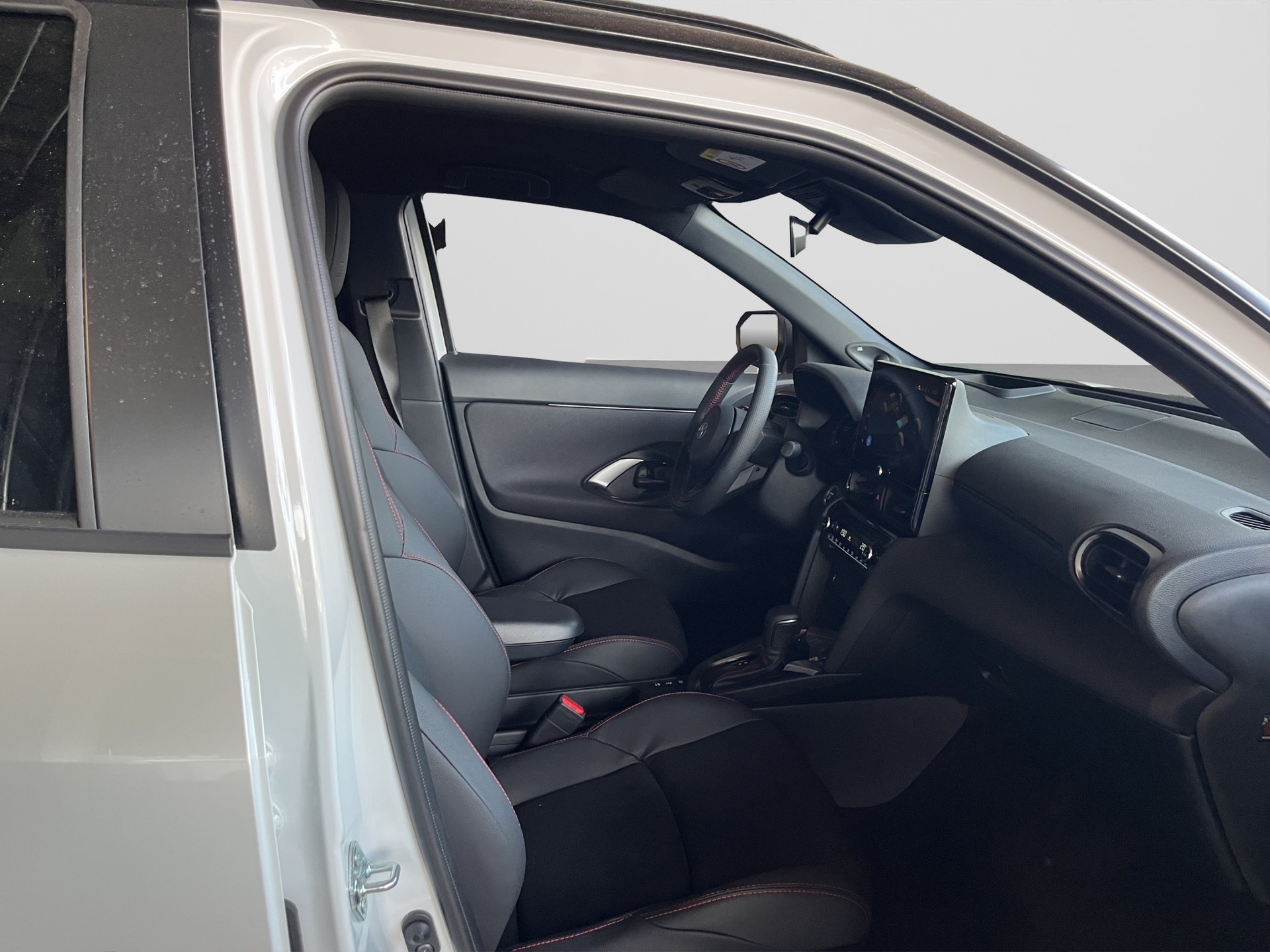 TOYOTA YARIS Cross 1.5 VVT-i HSD GR-image-11