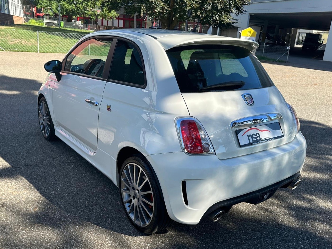 FIAT 500 1.4 16V Turbo Abarth-image-4