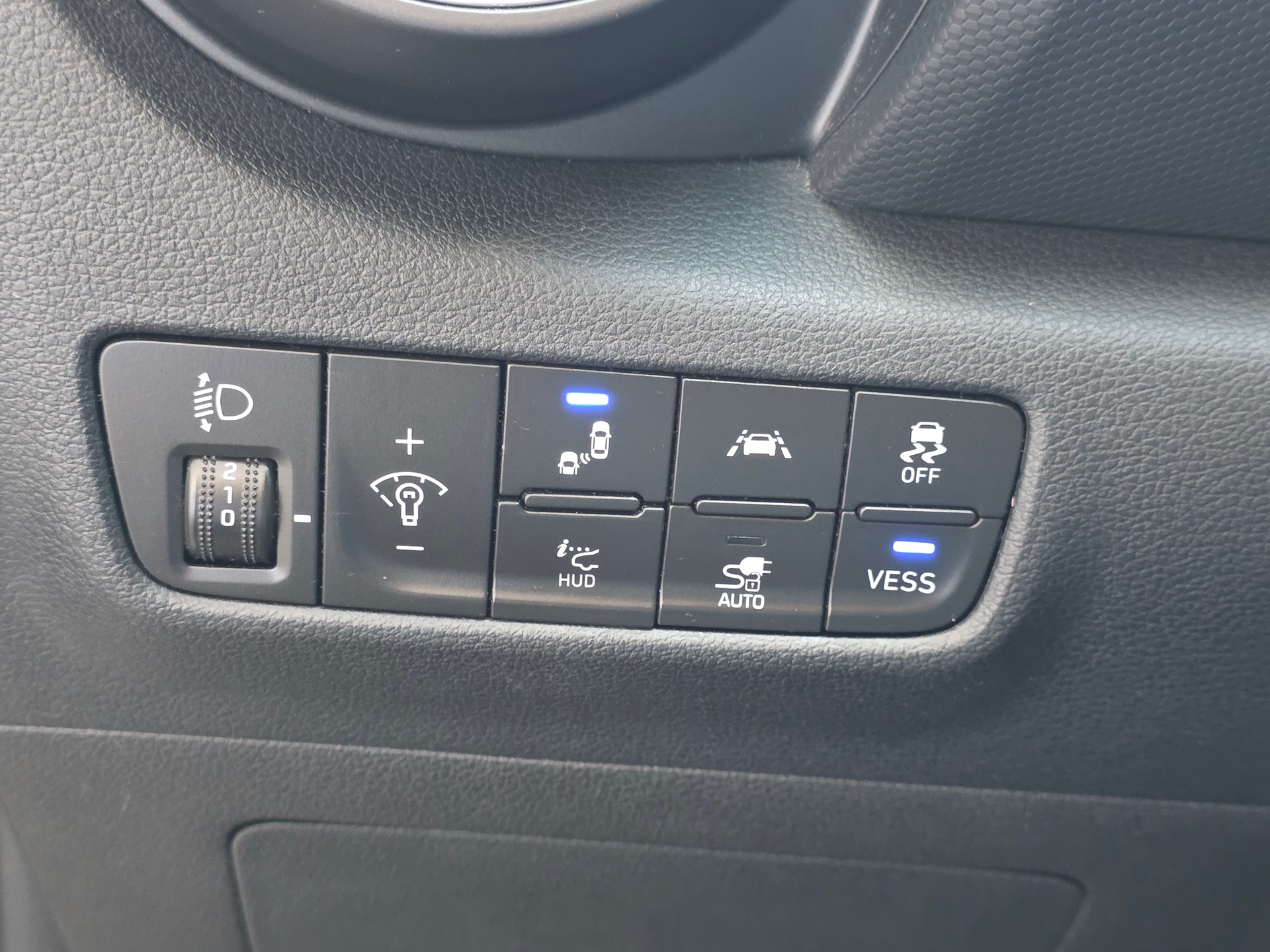 HYUNDAI Kona EV Vertex-image-17