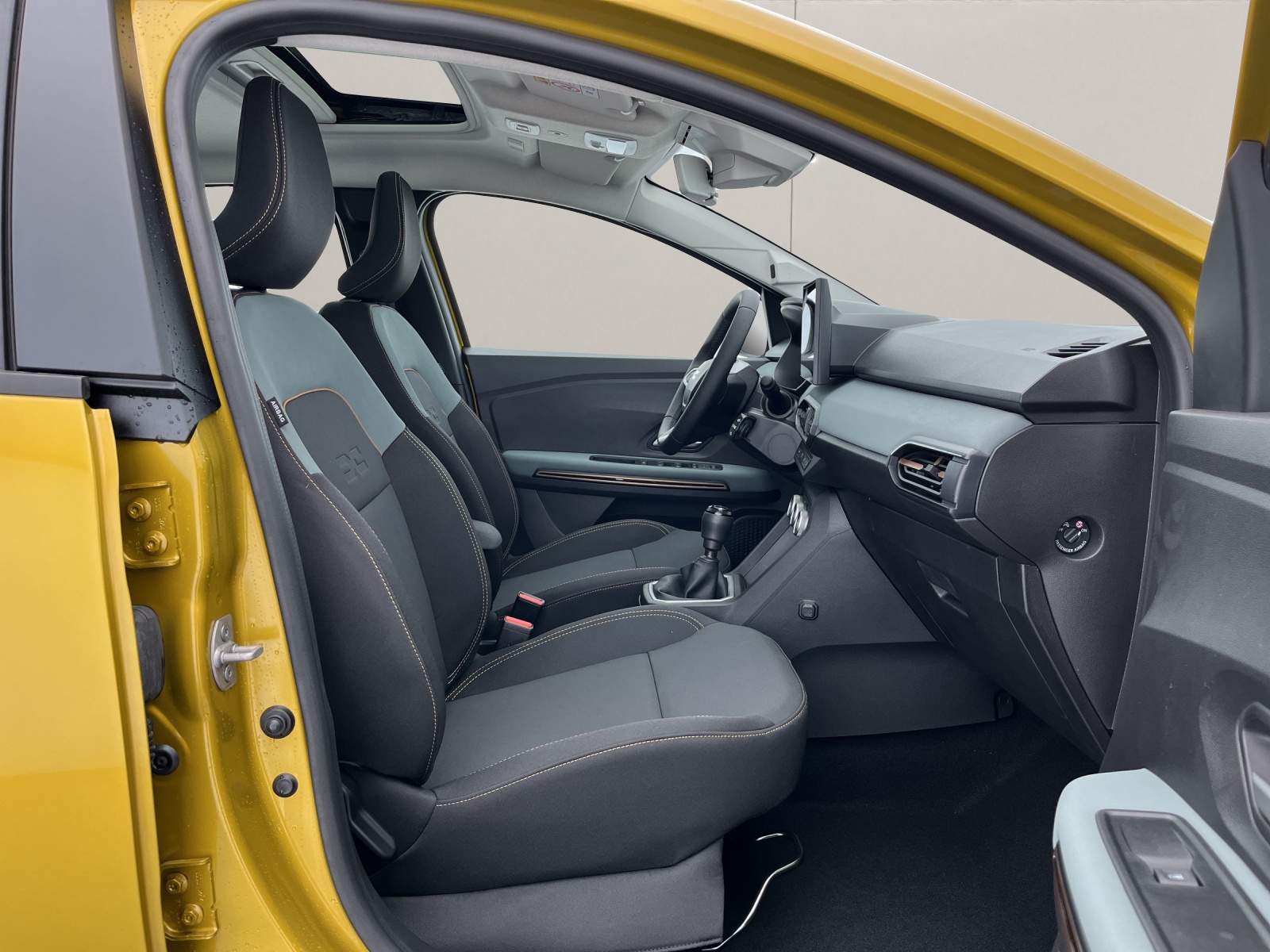 DACIA Sandero 1.0 TCe 110 Stepway Extreme-image-15