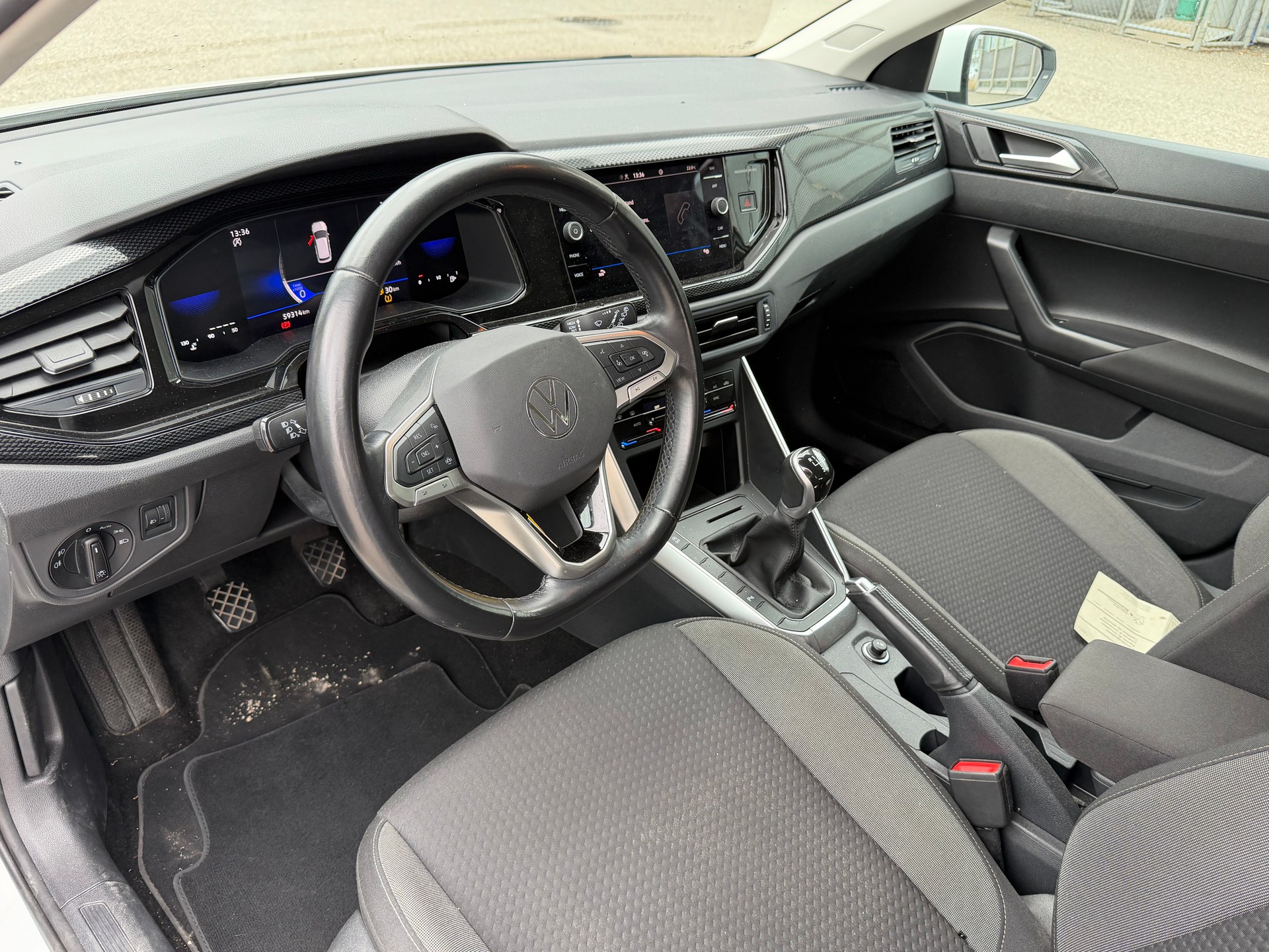 VW Polo 1.0 TSI Life-image-10