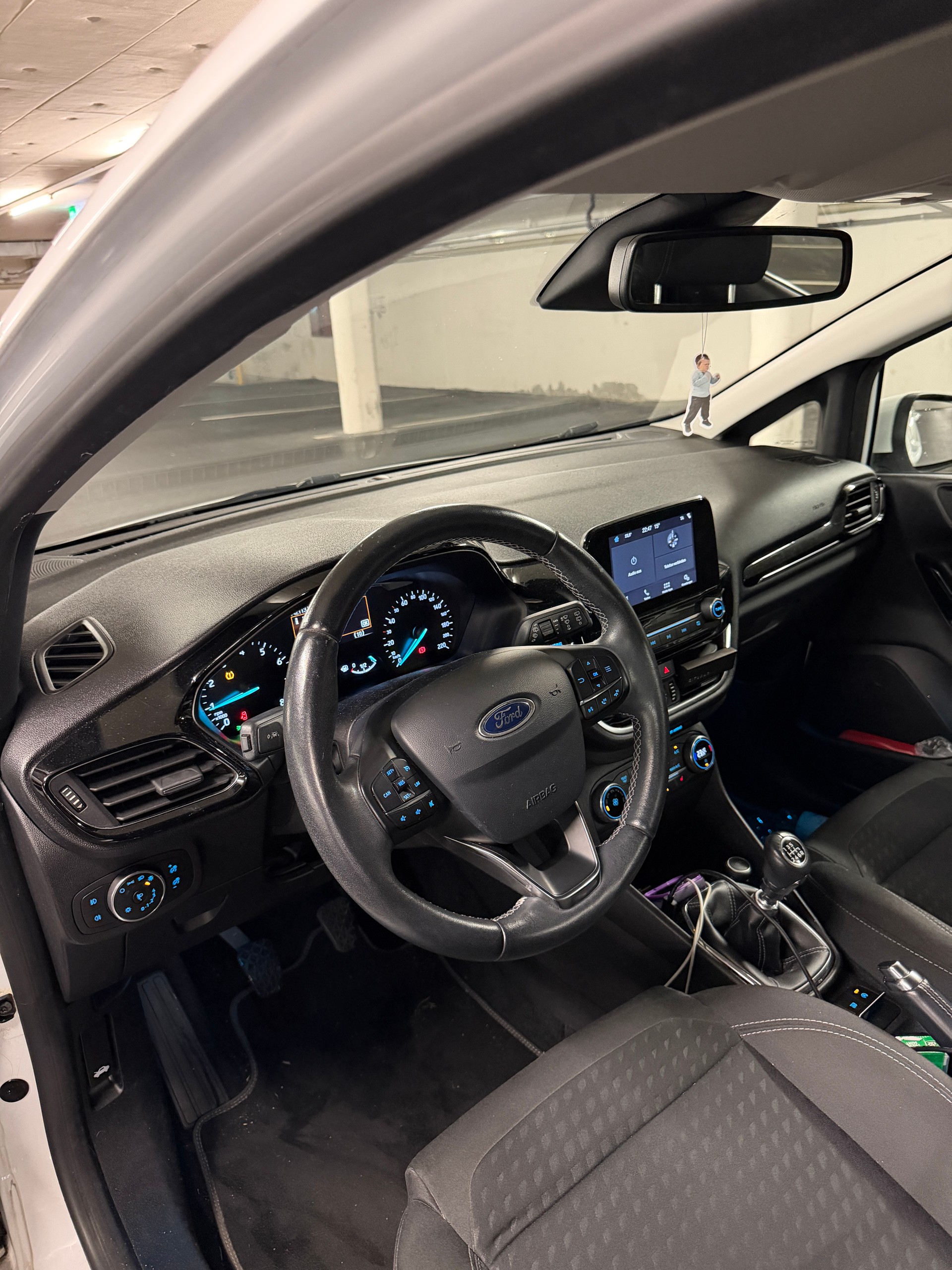 FORD 1.0 EcoB Titanium-image-1