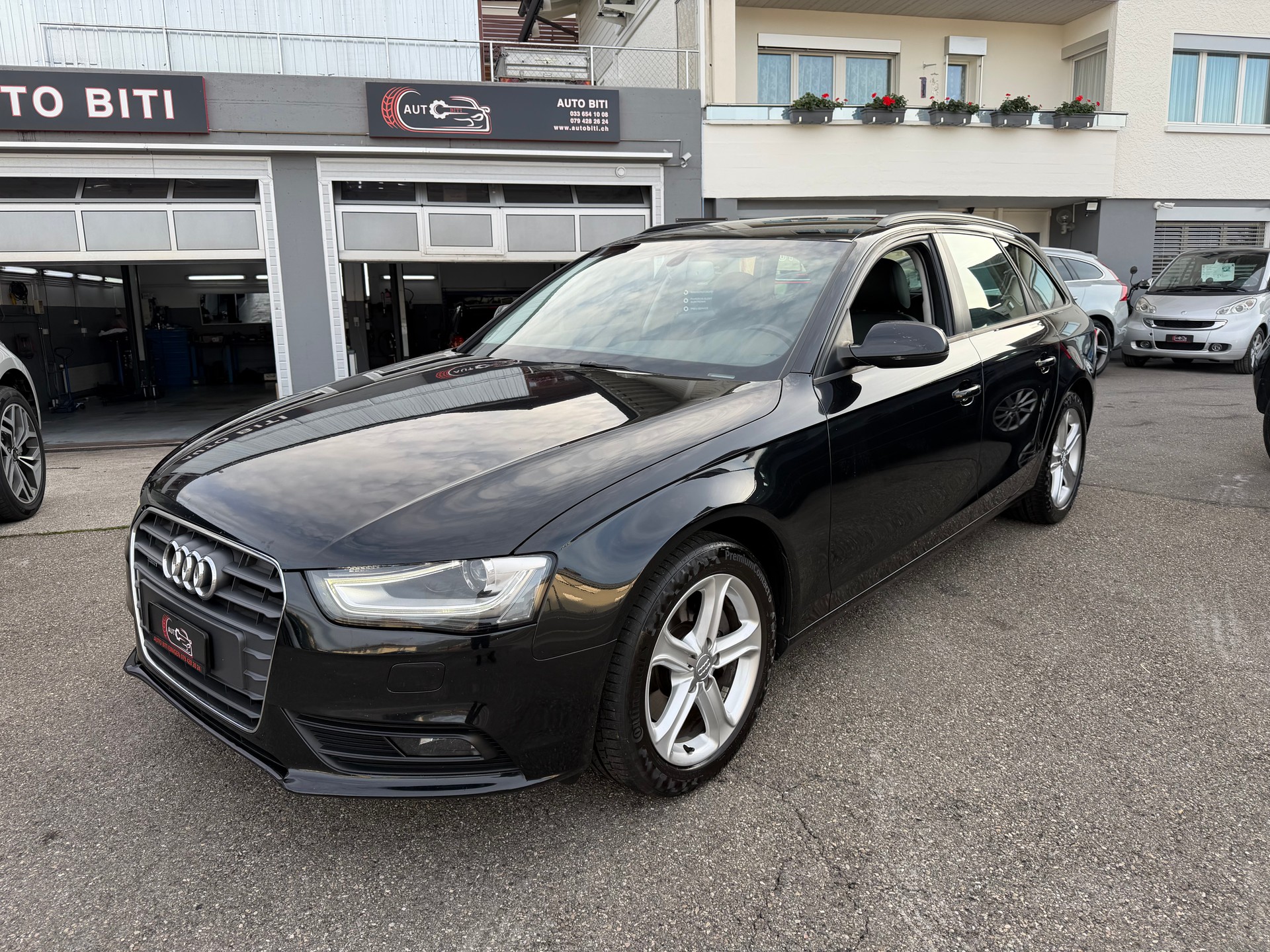 AUDI A4 Avant 2.0 TFSI quattro s-tronic-image-0