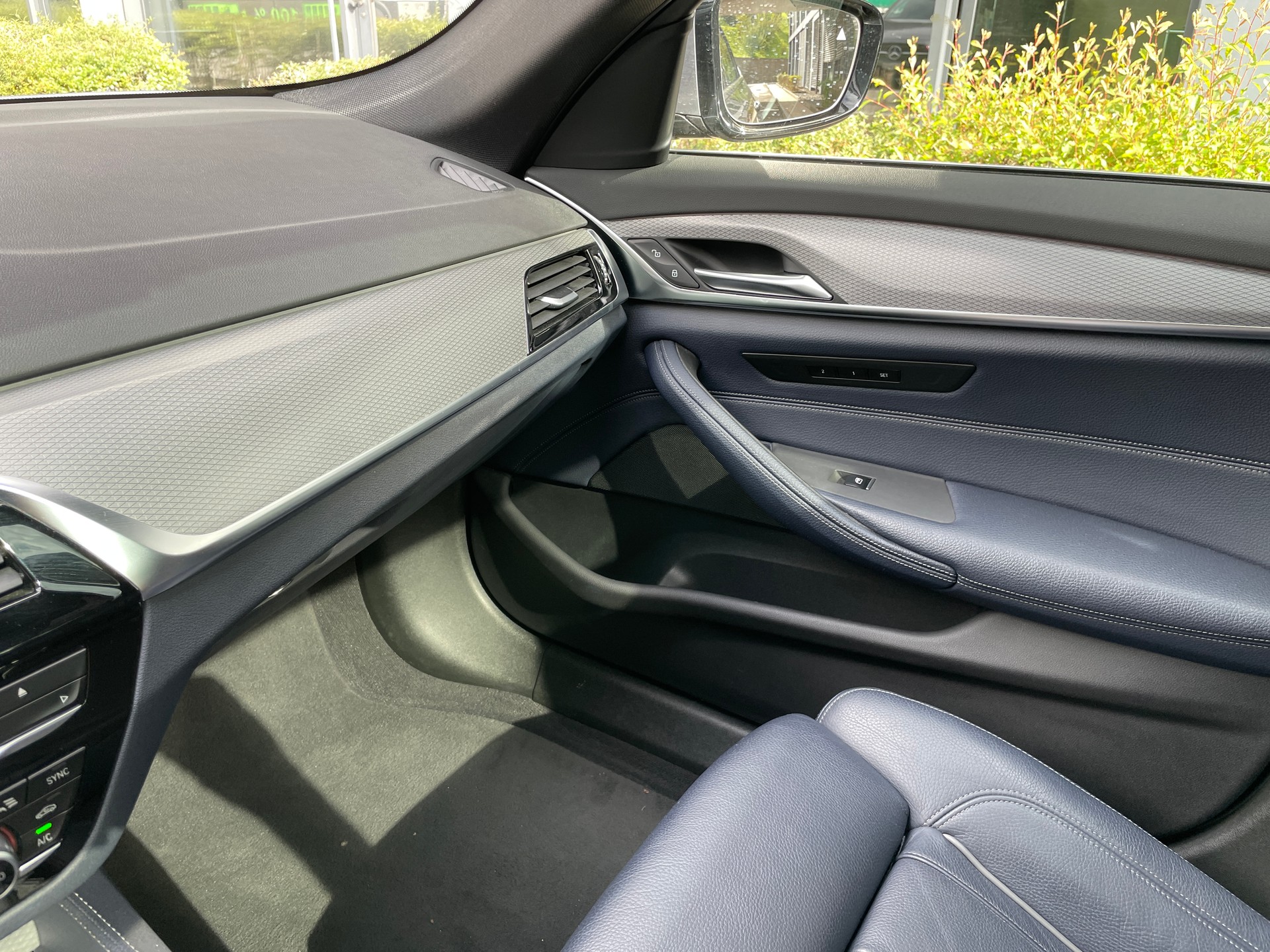 BMW 520d xDrive Touring Steptronic mit M Sportpaket-image-21