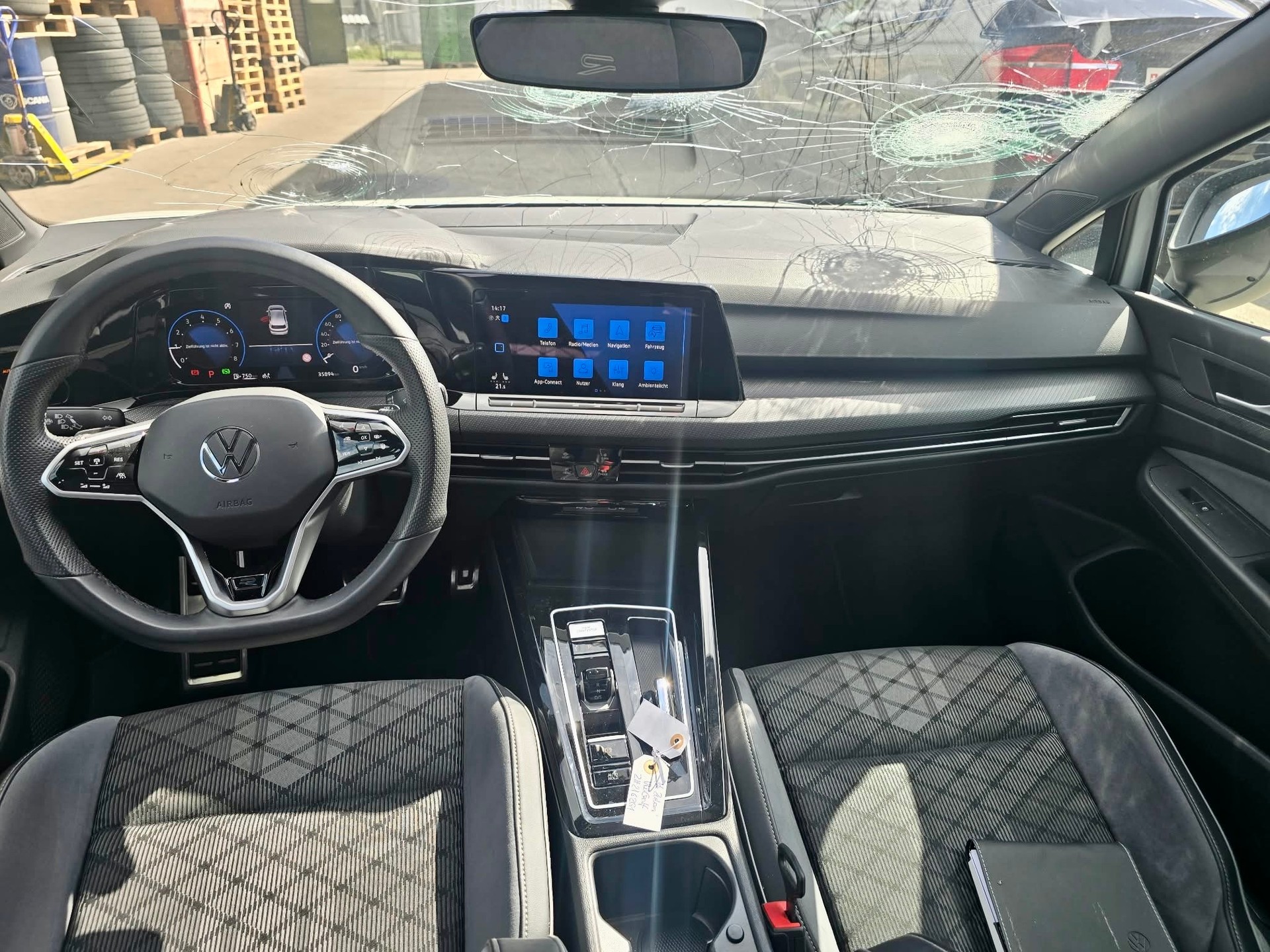 VW VIII e-TSI R-Line 75 Edition DSG, 150 PS-image-9