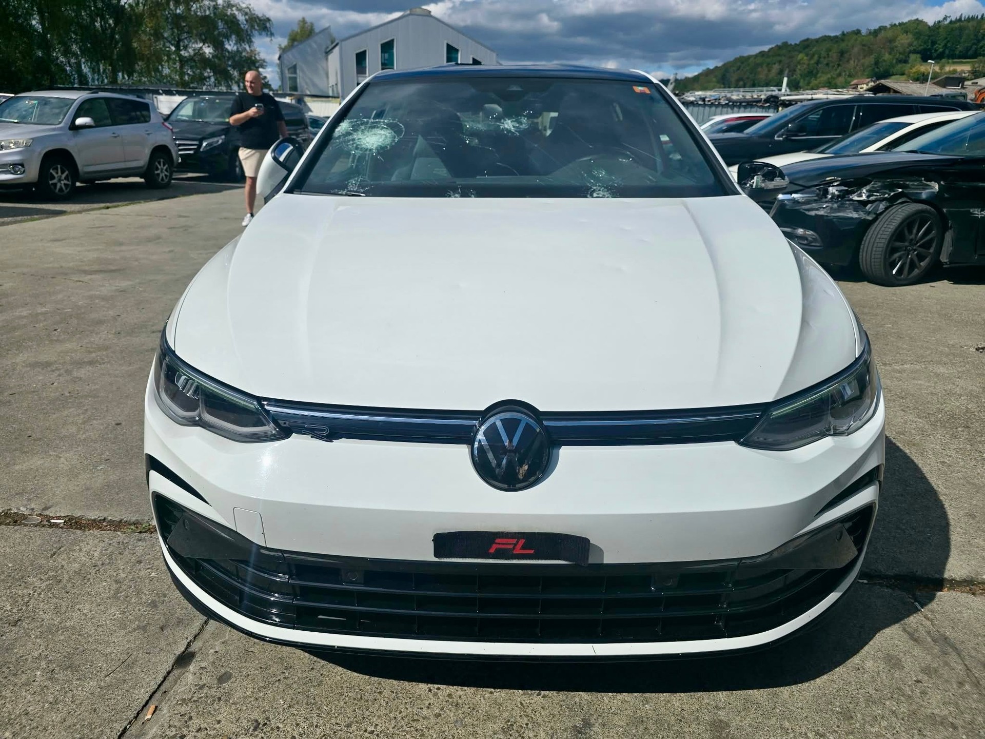 VW VIII e-TSI R-Line 75 Edition DSG, 150 PS-image-6