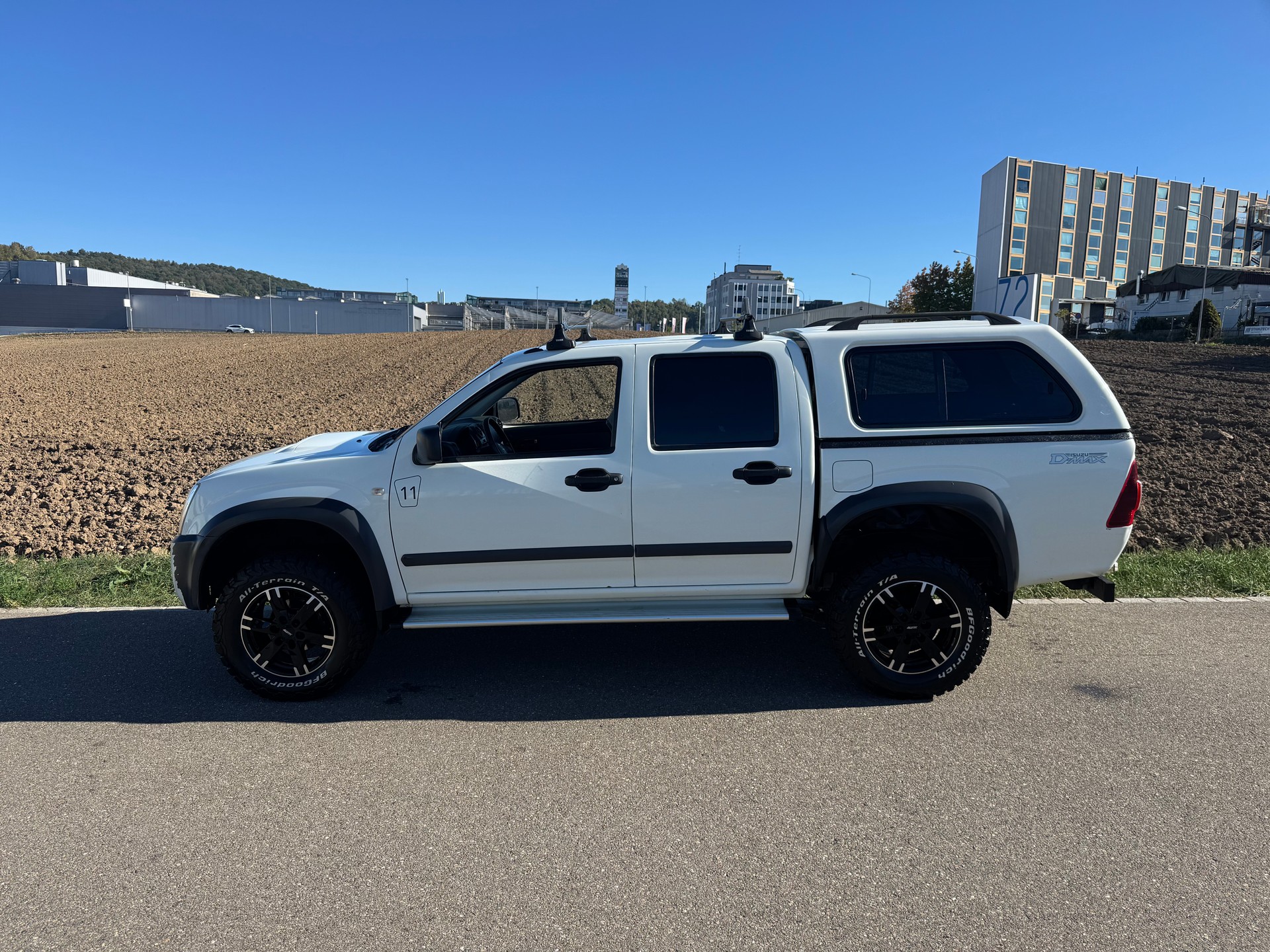 ISUZU D-MAX CrewCab L 3.0 4x4 Country Spezial-image-7