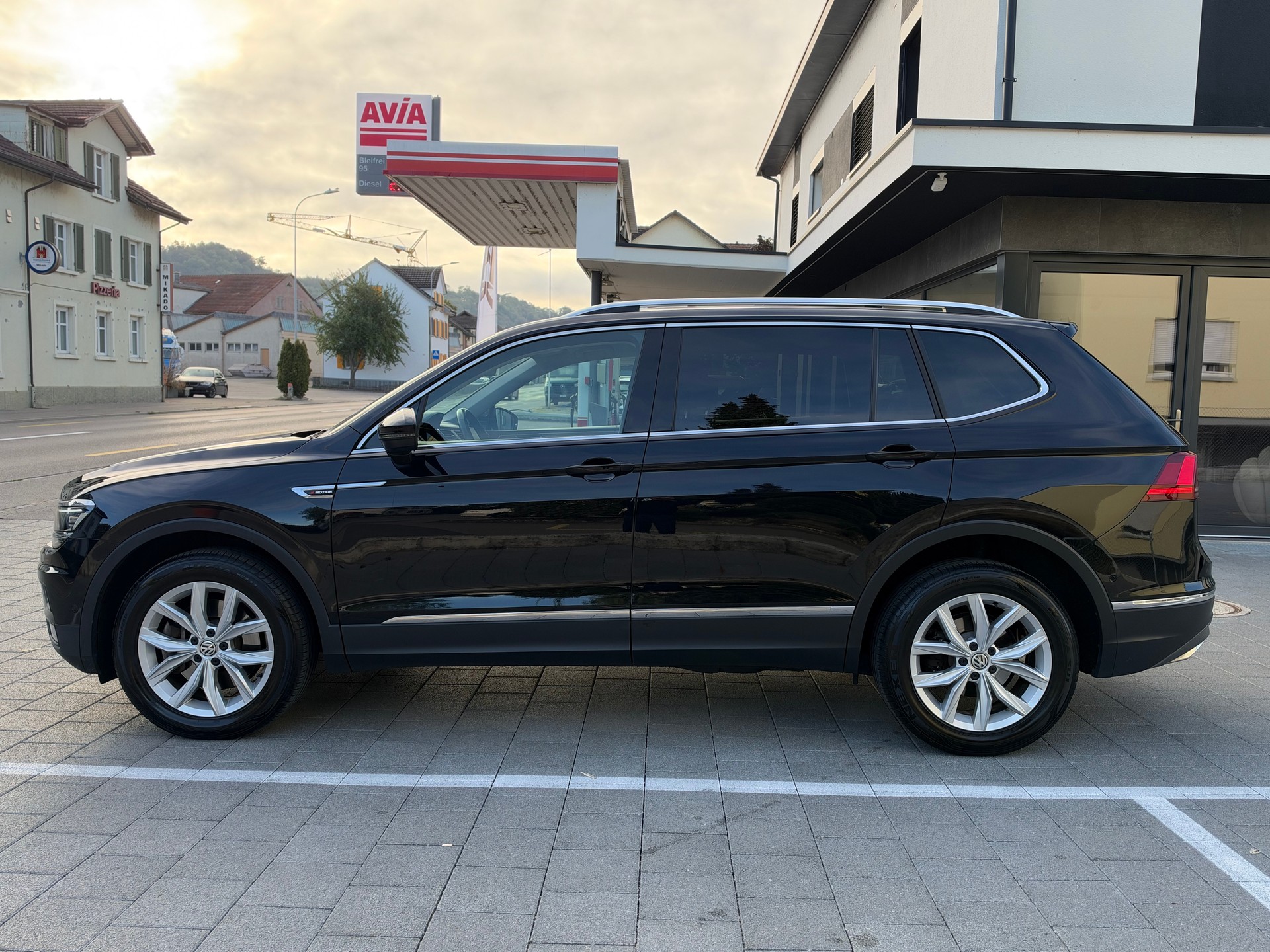 VW Tiguan Allspace 2.0 TDI SCR Highline 4Motion DSG-image-1