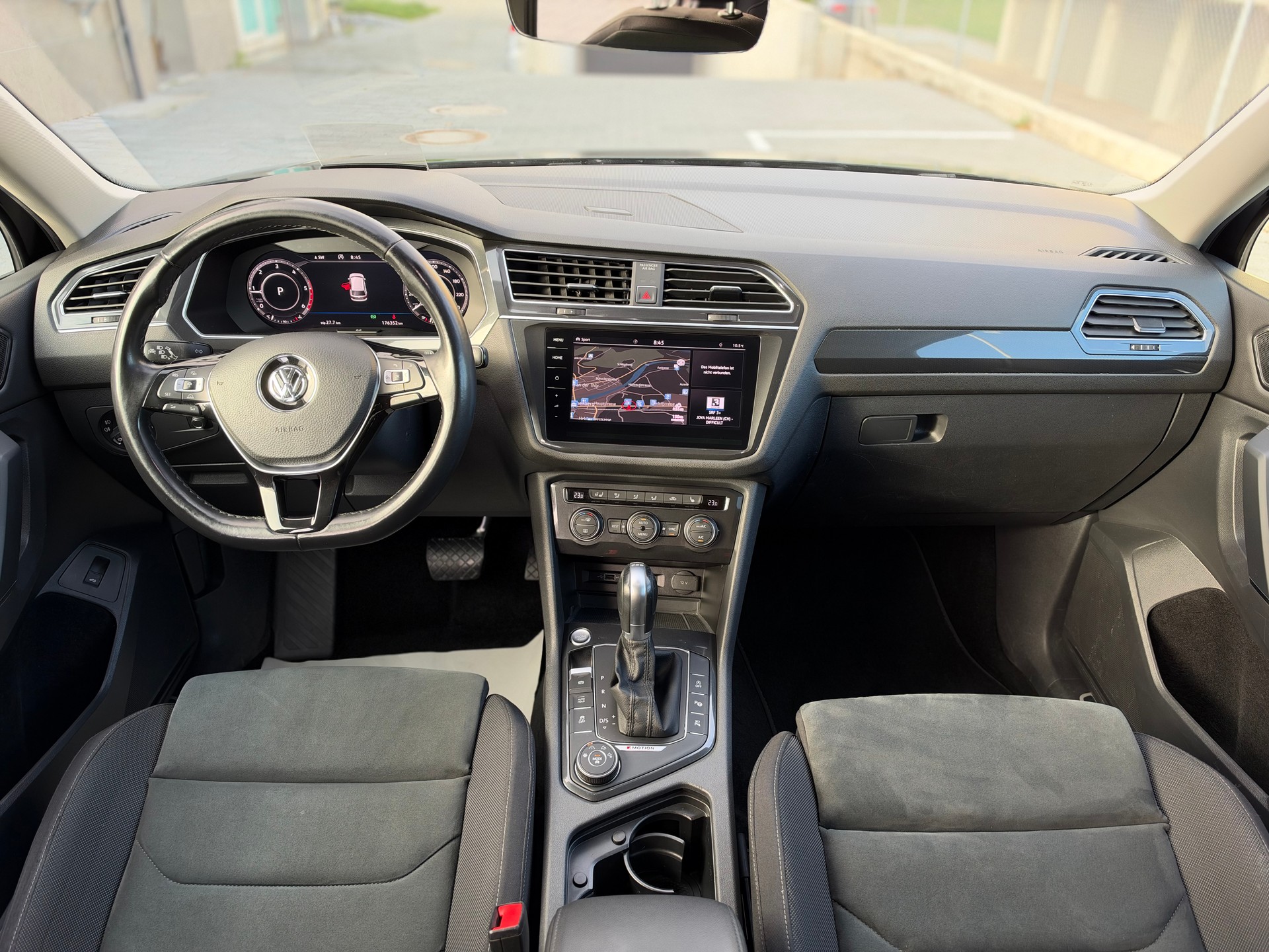 VW Tiguan Allspace 2.0 TDI SCR Highline 4Motion DSG-image-9